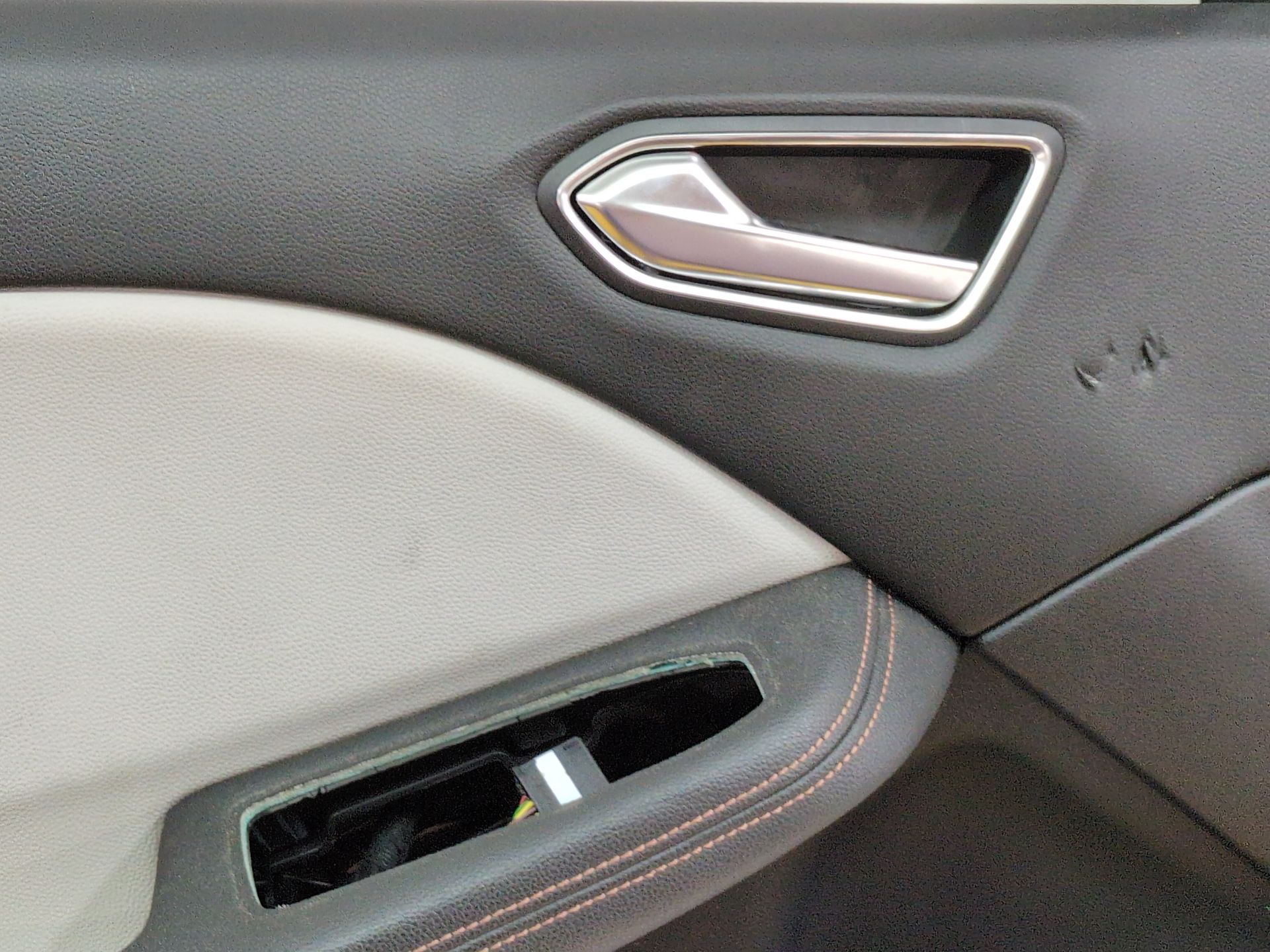 puerta_delantera_izquierda_801016156r_browm_vison_tecnm_renault_clio_v_b7_1_3_tce_130_b7mf