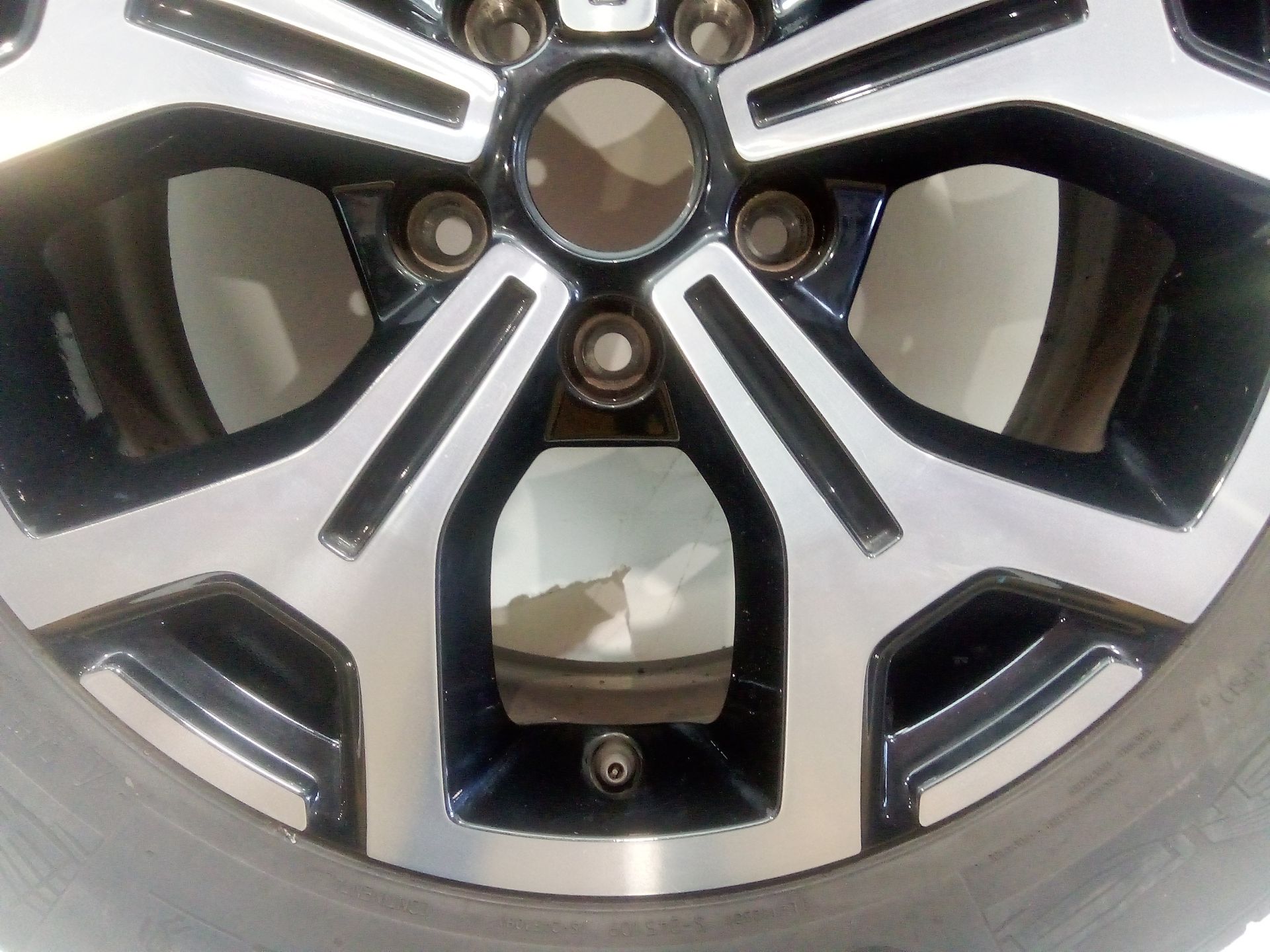 llanta_aluminio_403006285r_6_5jx17ch5_50_215_60r17h_renault_captur_ii_hf_e_tech_160