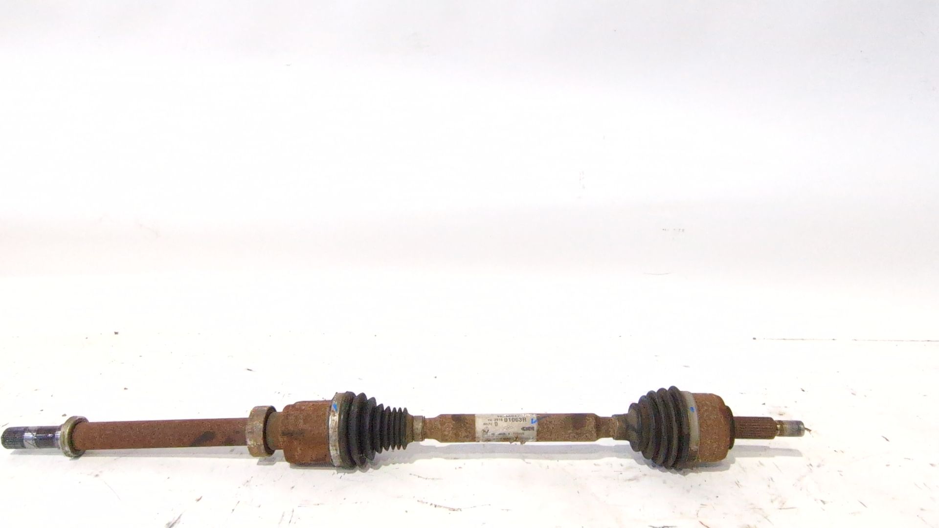 TRANSMISION DELANTERA DERECHA RENAULT MEGANE IV HATCHBACK (B9A/M/N_) 1.5 BLUE DCI 115 (B9A6) - 391001063r
