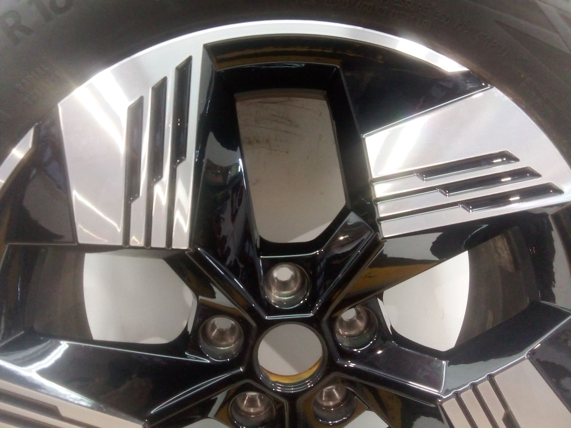 llanta_aluminio_403003208r_rs0107_215_55r18h_renault_captur_ii_hf_tce_140_hfn0
