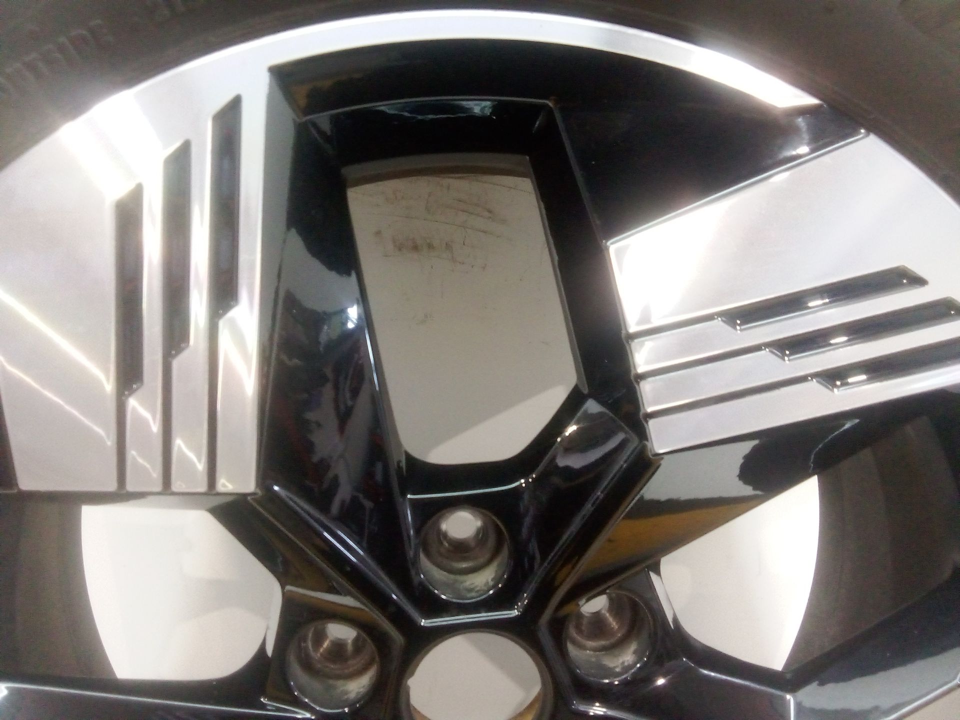 llanta_aluminio_403003208r_rs0107_215_55r18h_renault_captur_ii_hf_tce_140_hfn0