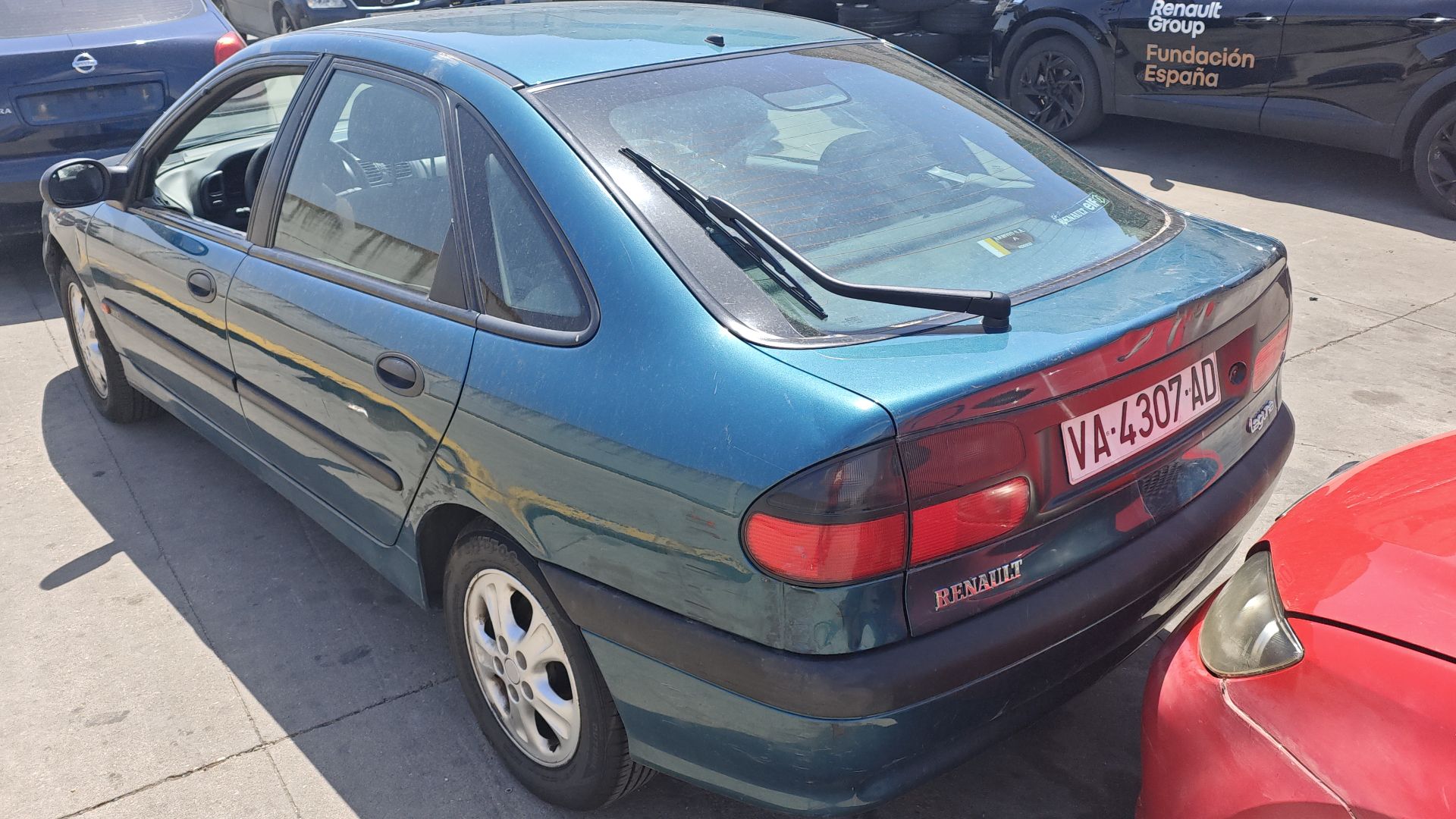 renault_laguna_i_b56_556