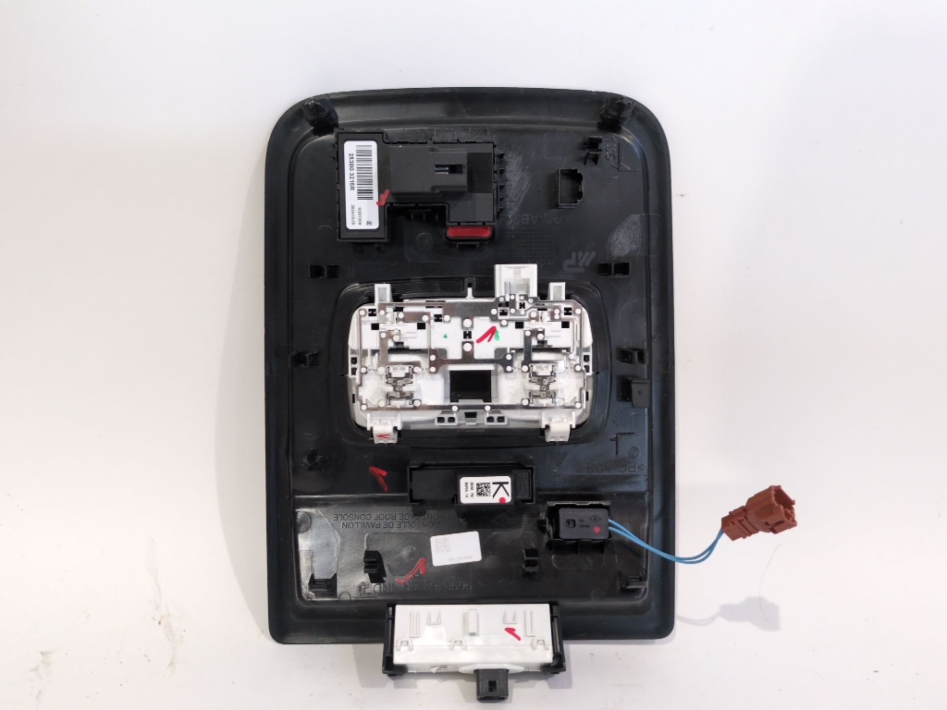 luz_interior_969816236r_253b03215r_dacia_duster_pym_pyn_1_2_eco_g_120_90kw_122cv_1199cc