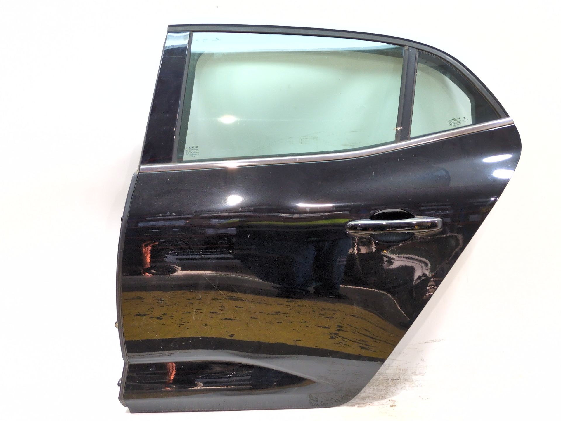 PUERTA TRASERA IZQUIERDA RENAULT MEGANE IV HATCHBACK (B9A/M/N_) 1.5 BLUE DCI 115 (B9A6)