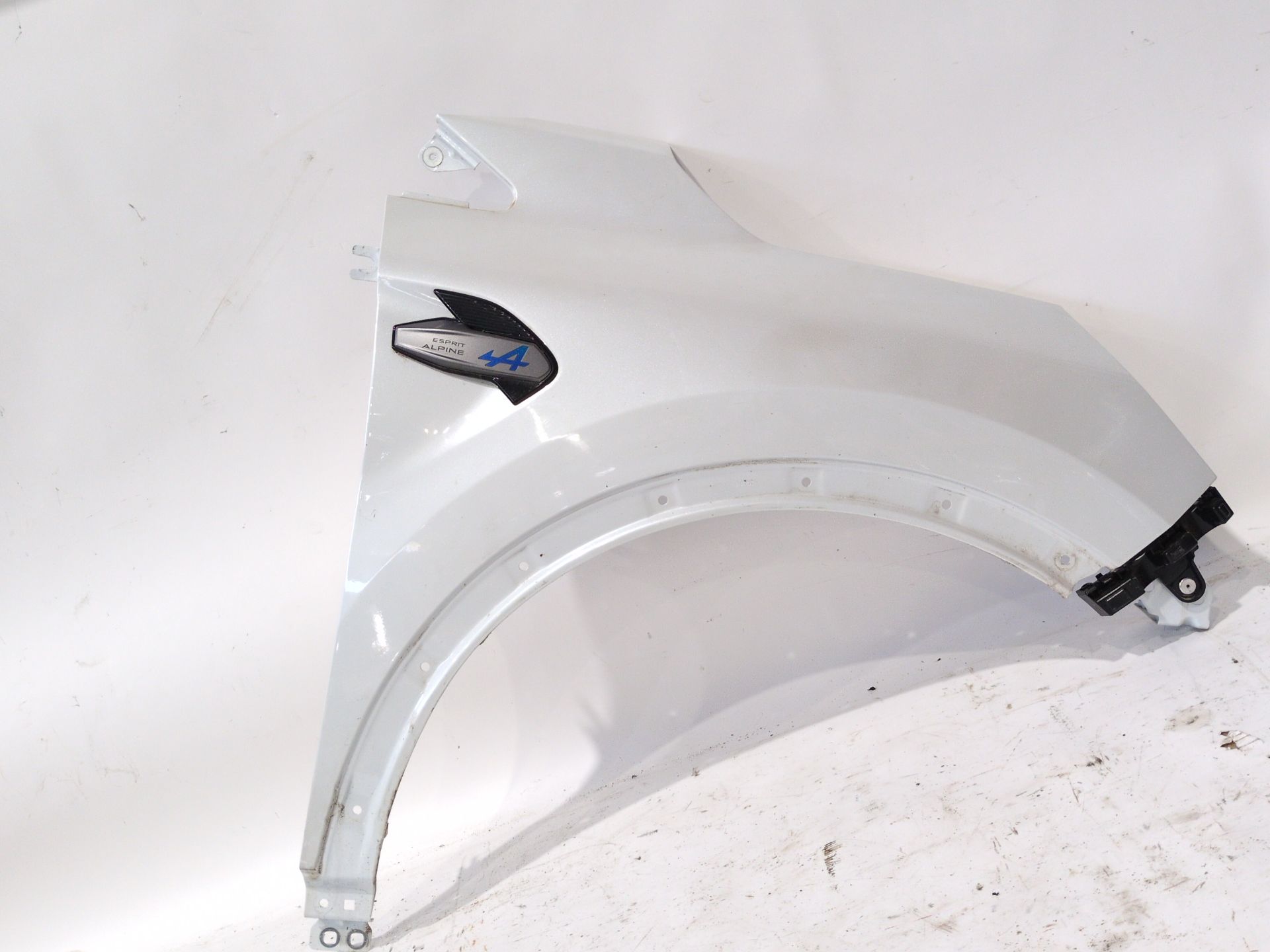 ALETA DELANTERA DERECHA RENAULT CAPTUR II (HF_) TCE 160 (HFN1) - 631009055R