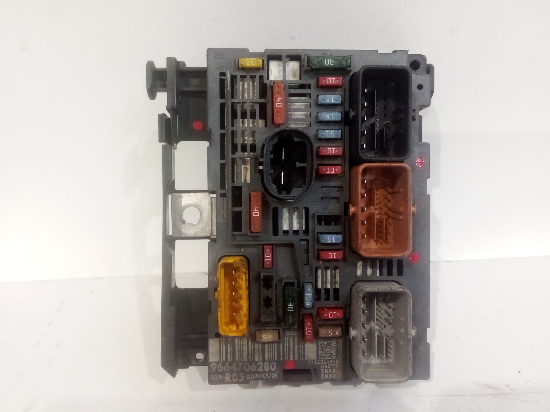 CAJA RELES / FUSIBLES CITROËN C4 I (LC_) 1.6 HDI - 9664706280