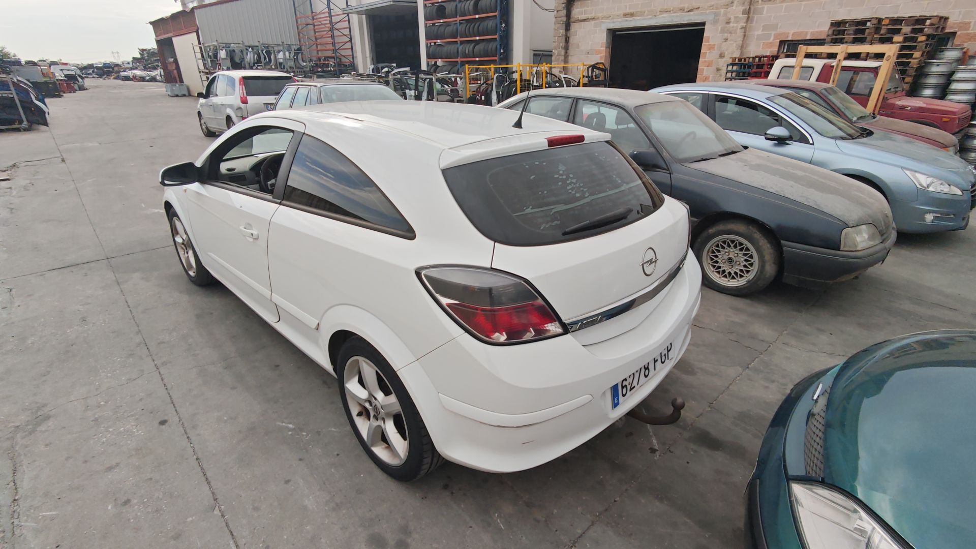 OPEL ASTRA H GTC (A04)