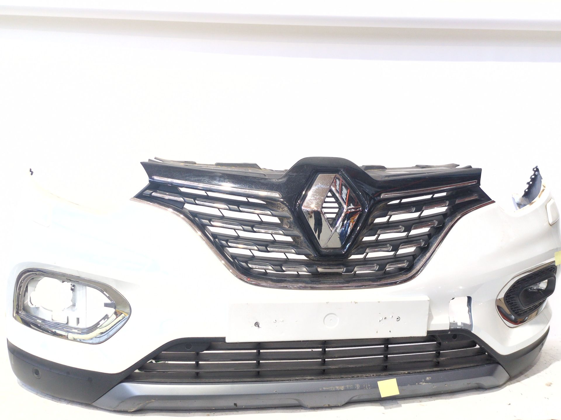 PARAGOLPES DELANTERO RENAULT KADJAR (HA_ HL_) 1.3 TCE 140