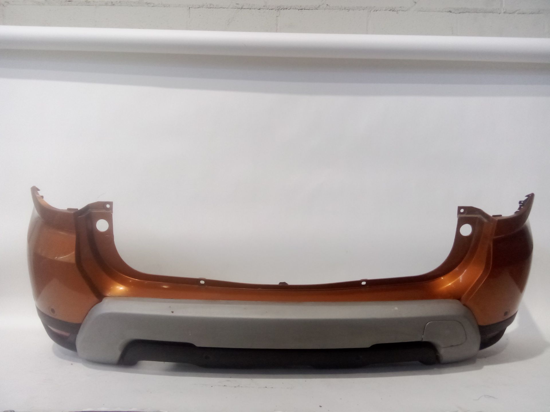 PARAGOLPES TRASERO DACIA DUSTER (HM_) 1.3 TCE 150 (HMM3)