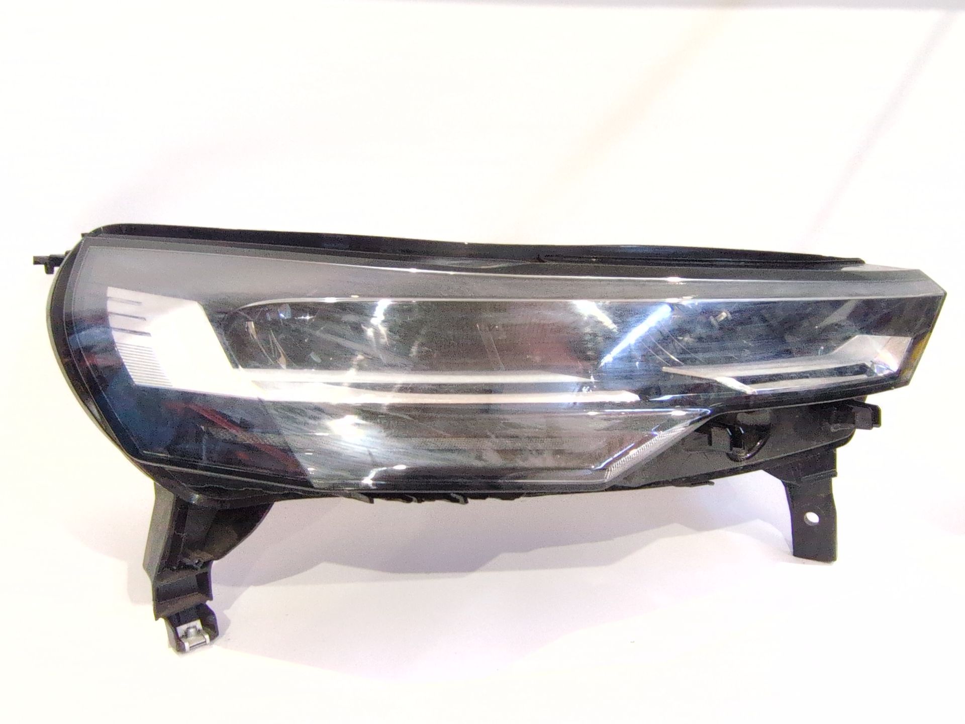 FARO DERECHO RENAULT CAPTUR II (HF_) TCE 90 (HFM6)