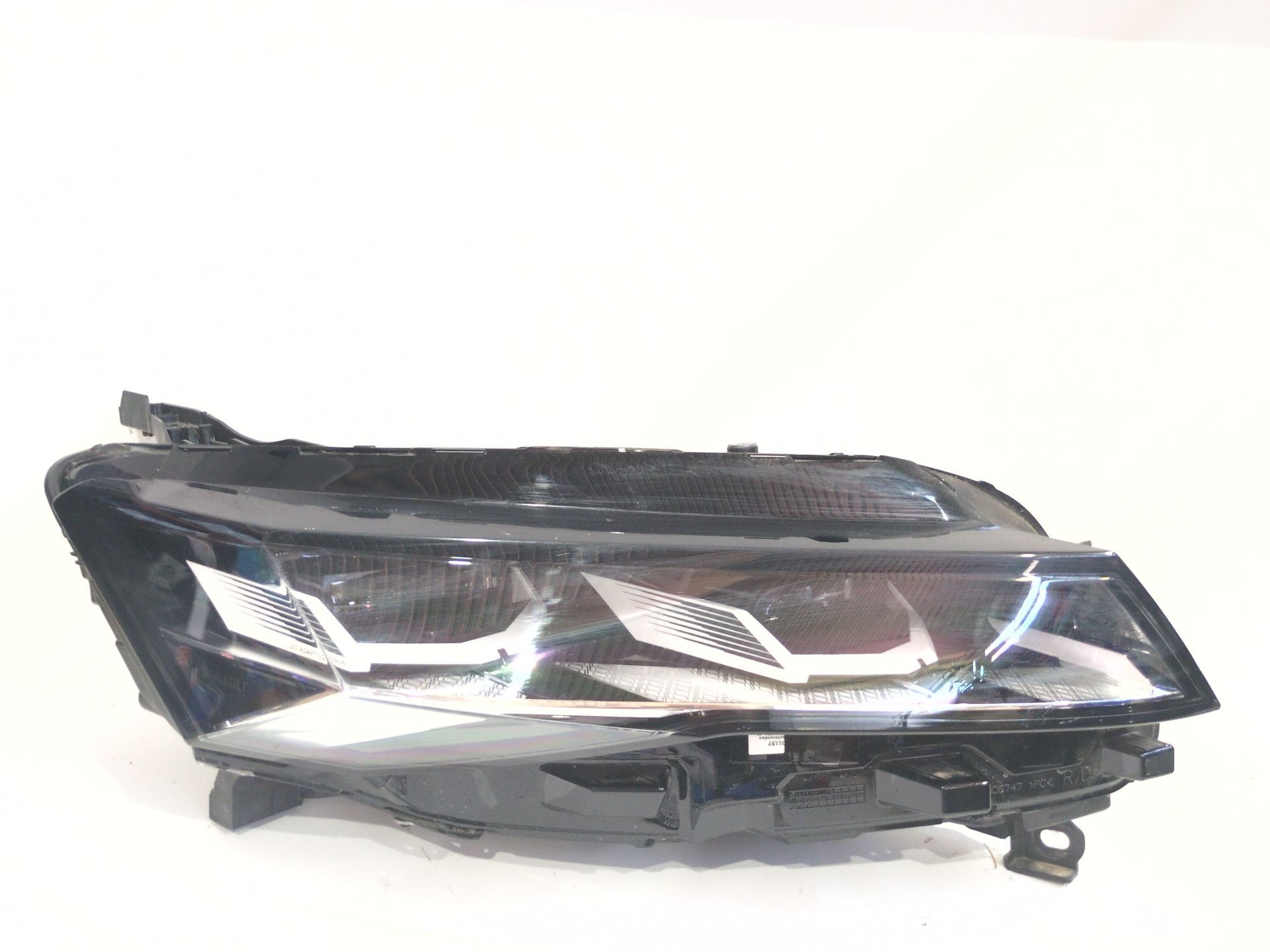 FARO DERECHO RENAULT AUSTRAL TCE 140