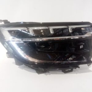 faro_derecho_260100650r_renault_austral_tce_140