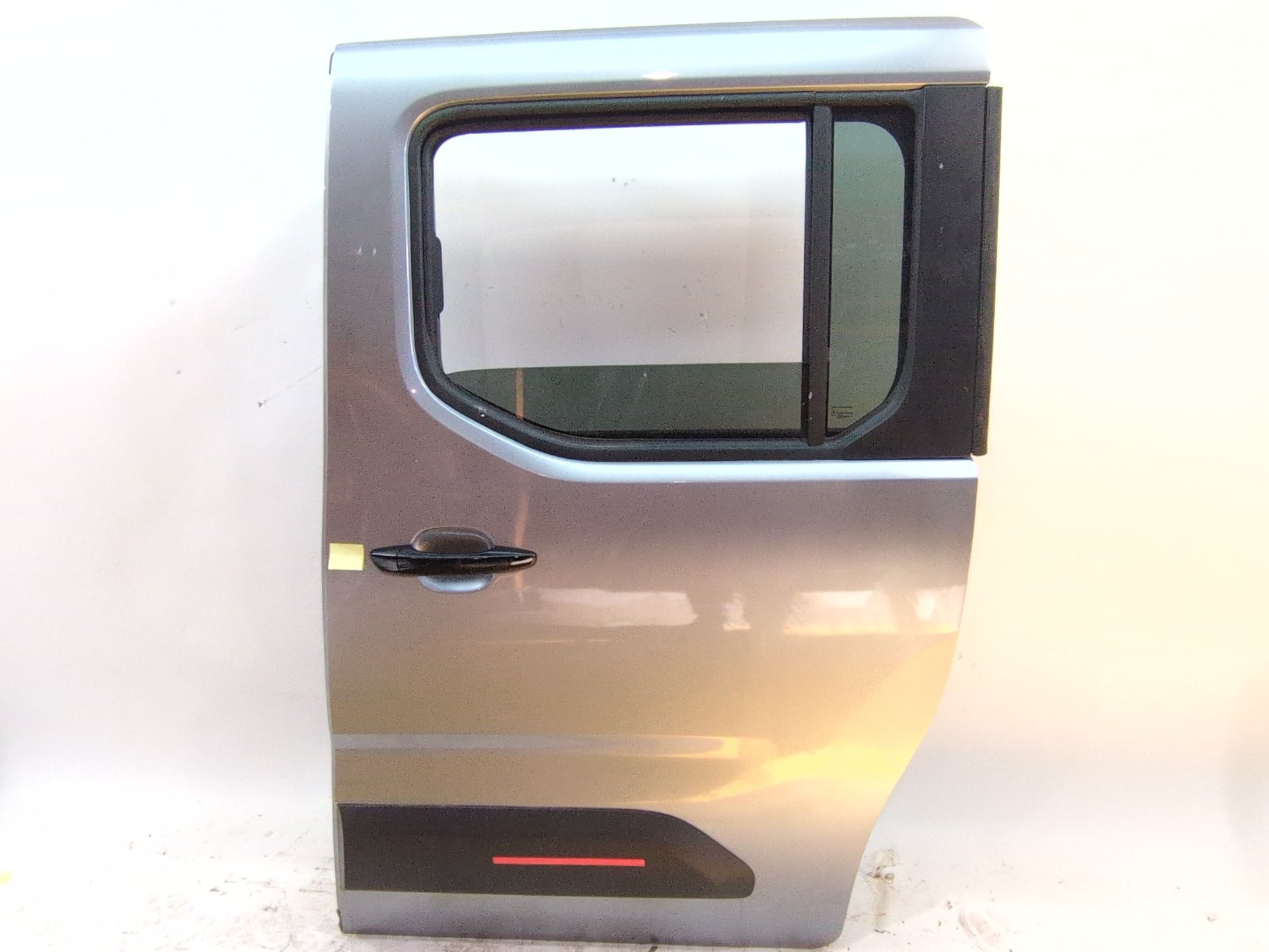 PUERTA CORREDERA LATERAL IZQUIERDA CITROËN BERLINGO (ER_ EC_) 1.5 BLUEHDI 130 (ECYHZJ ECYHZR) - 9820434580