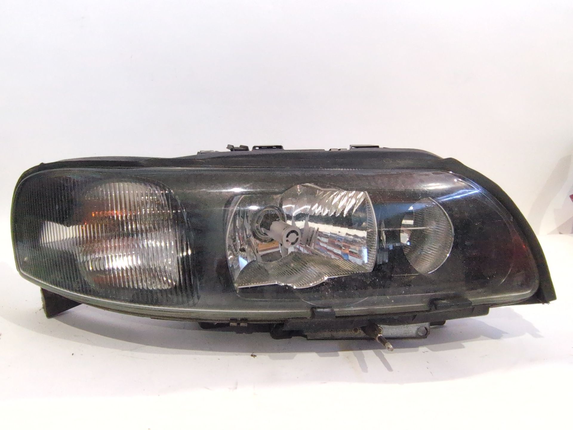 FARO DERECHO XENON VOLVO S60 I (384) D5