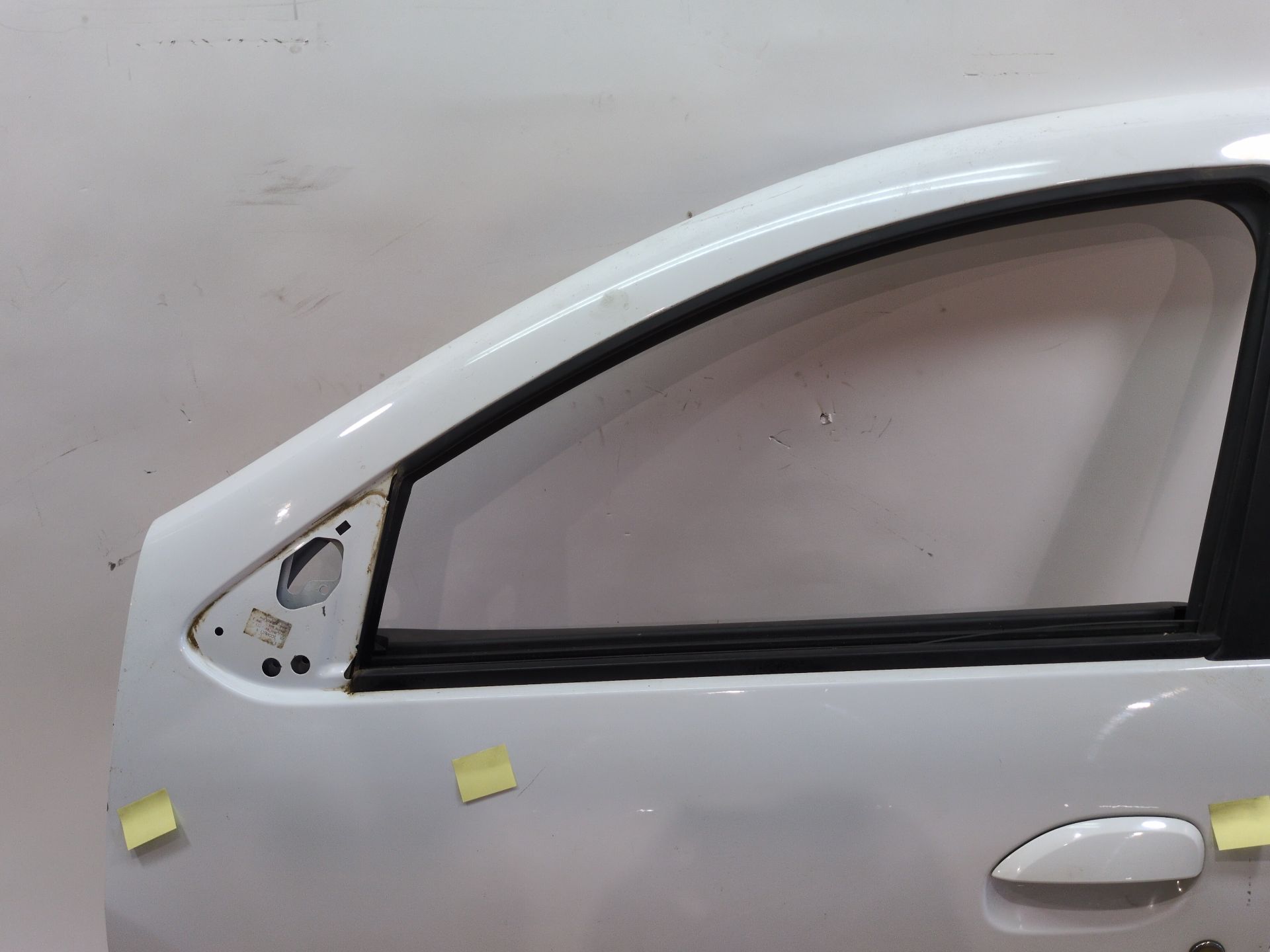 puerta_delantera_izquierda_801019736r_dacia_duster_hm_1_3_tce_150_hmm3