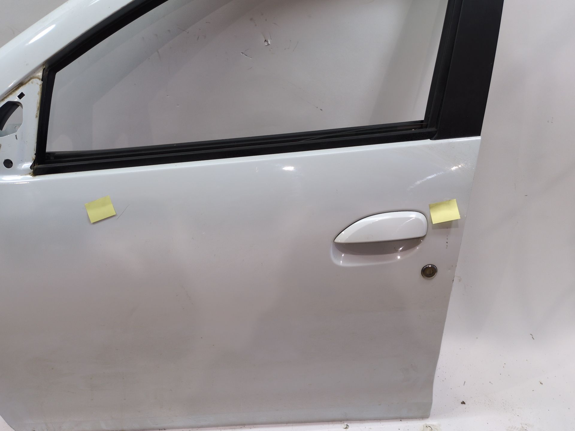 puerta_delantera_izquierda_801019736r_dacia_duster_hm_1_3_tce_150_hmm3