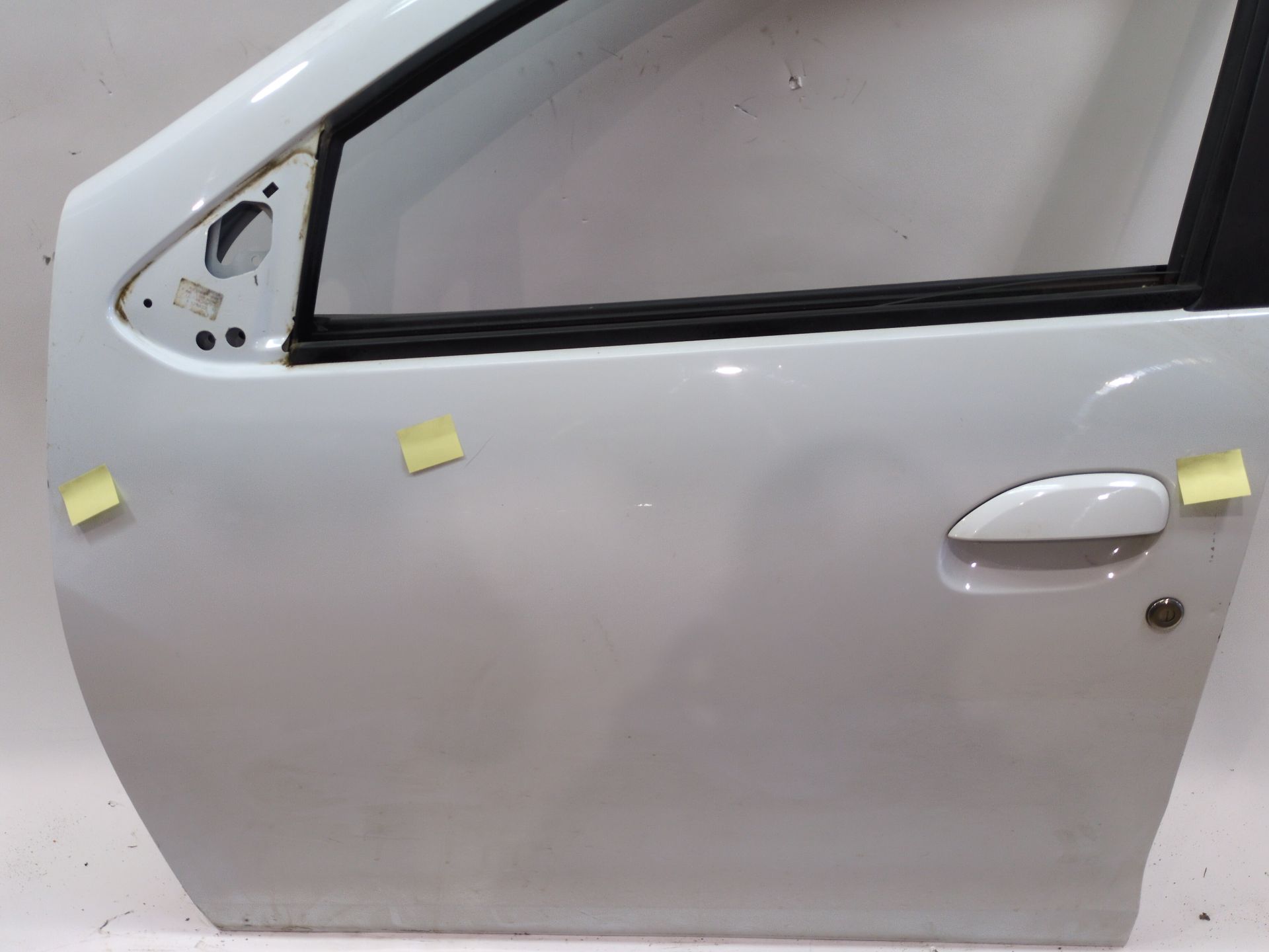 puerta_delantera_izquierda_801019736r_dacia_duster_hm_1_3_tce_150_hmm3