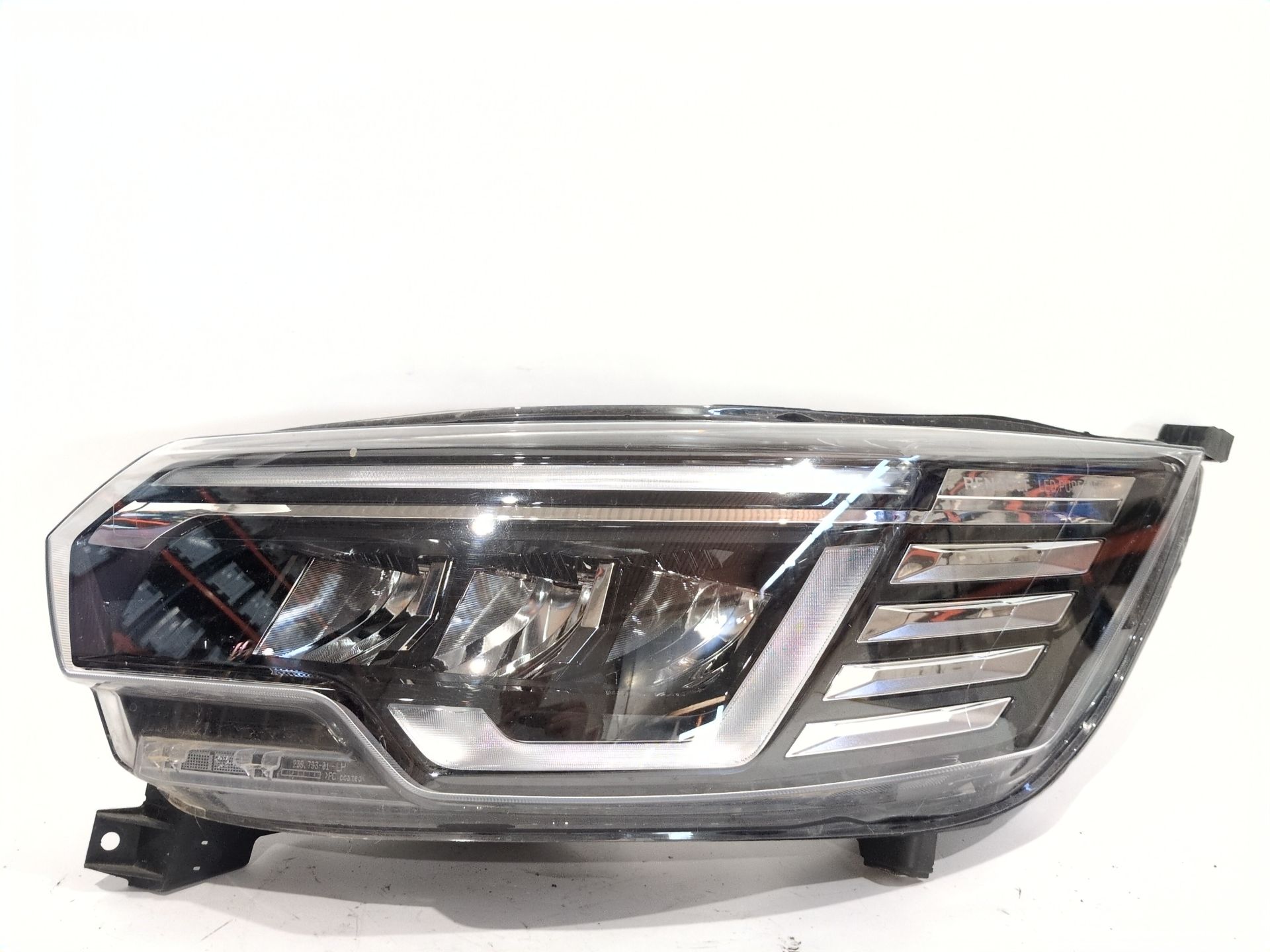 FARO IZQUIERDO RENAULT TRAFIC III FURGONETA (FG_) 2.0 DCI 170 (FGMM) - 260601790r