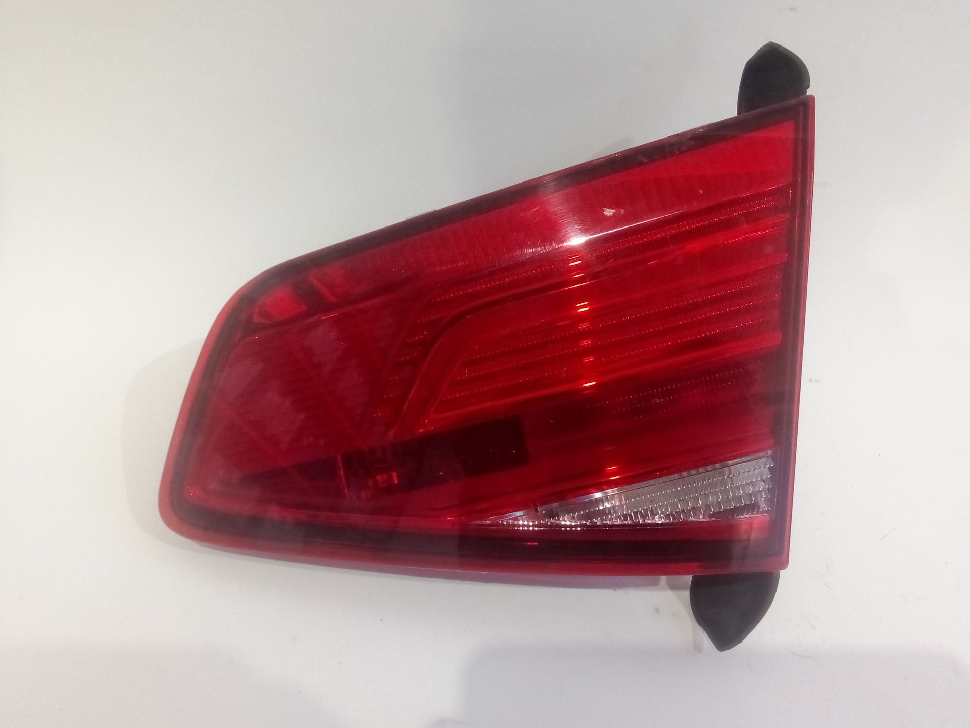 PILOTO TRASERO DERECHO INTERIOR VOLKSWAGEN PASSAT B8 (3G2 CB2) 1.4 TSI - 3G5945094C