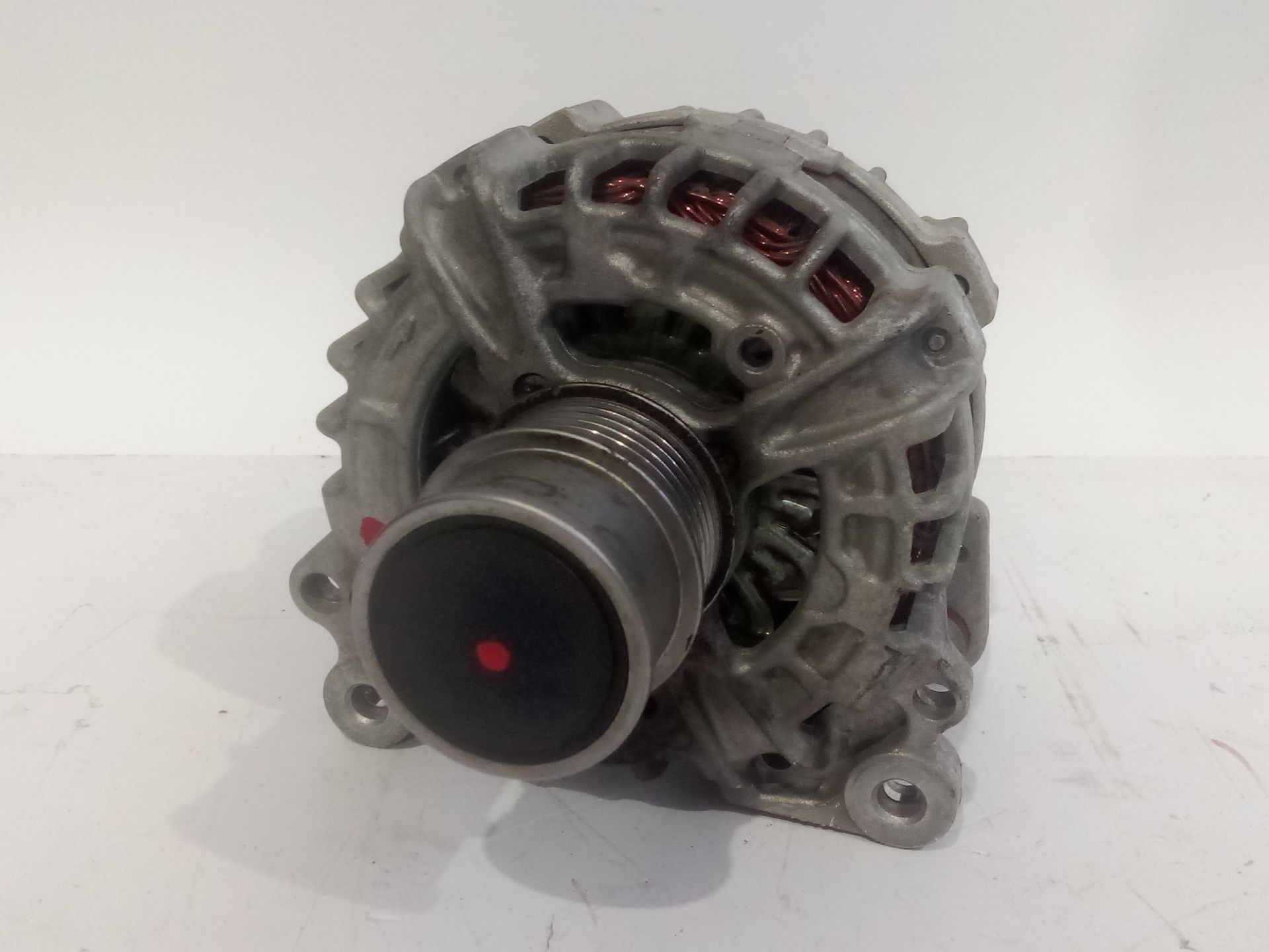 alternador_vwag14v140a_04c903023t_volkswagen_passat_b8_3g2_cb2_1_4_tsi