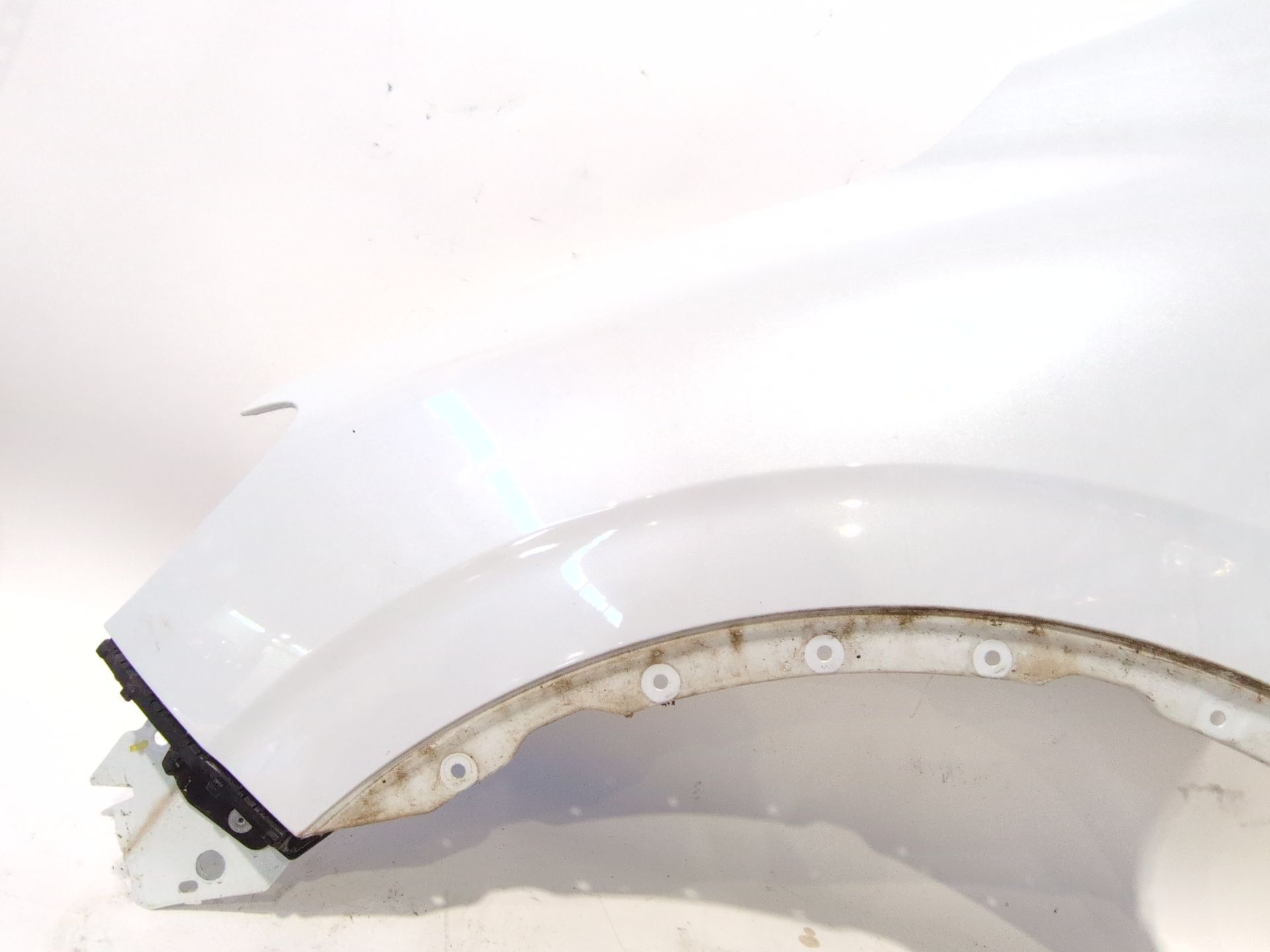 aleta_delantera_izquierda_631013206r_white_teqnc_renault_kadjar_ha_hl_1_3_tce_140