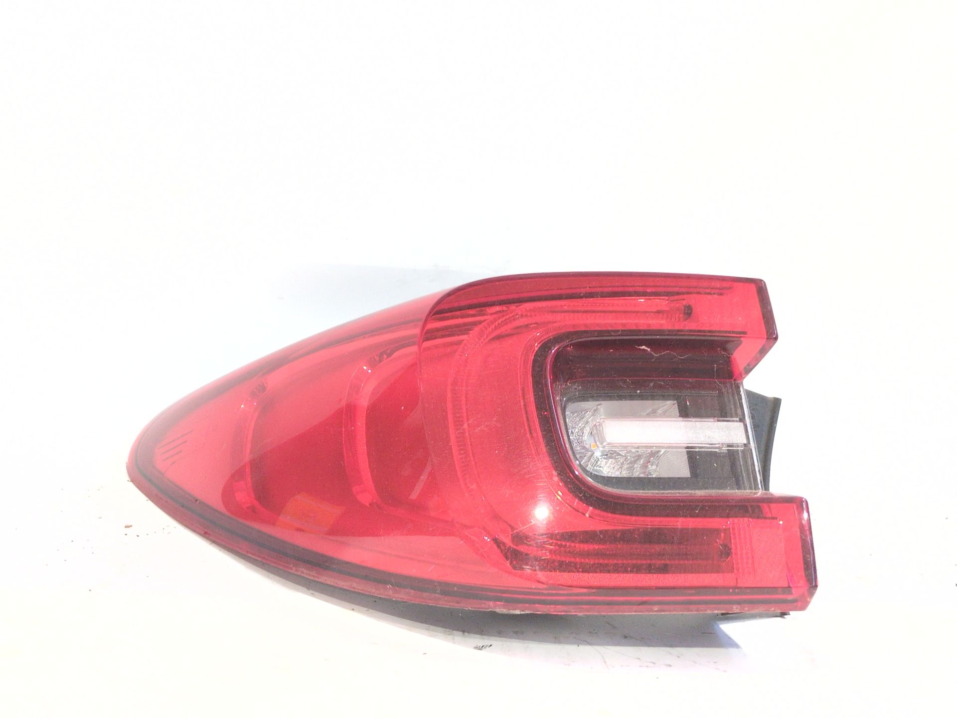 PILOTO TRASERO IZQUIERDO EXTERIOR RENAULT KADJAR (HA_ HL_) 1.3 TCE 140 - 265552789r