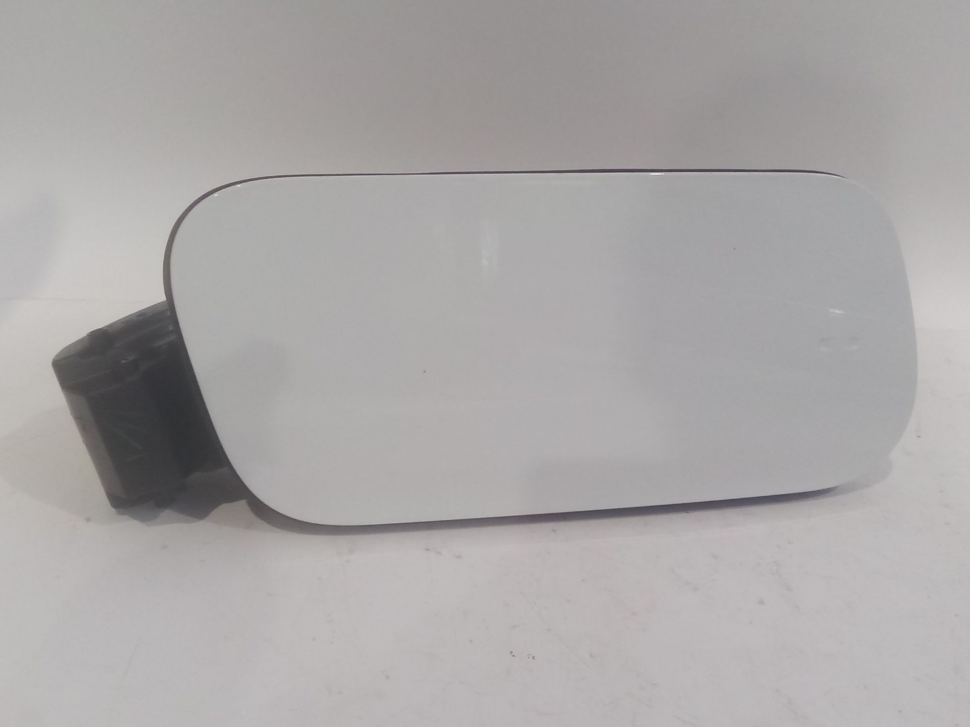 TAPA EXTERIOR COMBUSTIBLE RENAULT AUSTRAL TCE 140 - 781200337R