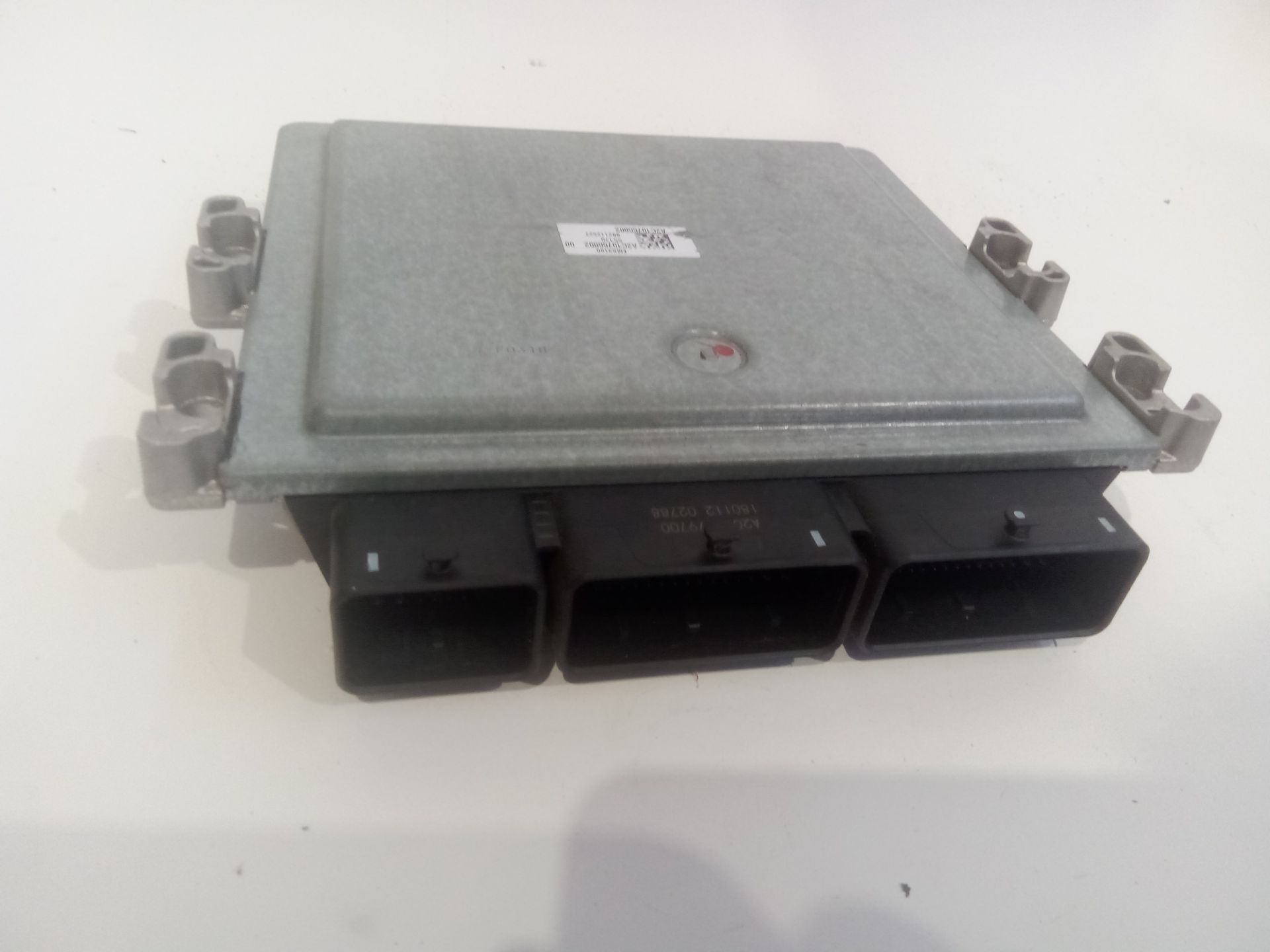 centralita_motor_uce_237102099s_a2c1667500201_dacia_duster_hm_1_3_tce_150_hmm3