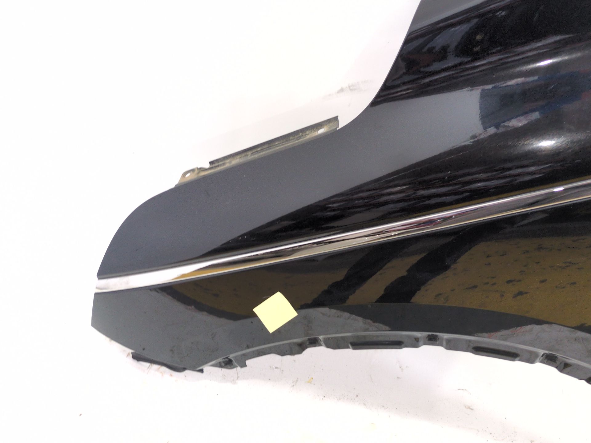 aleta_delantera_izquierda_631011832r_black_metallic_tegxa_renault_koleos_ii_hc_1_3_tce_160_hcn2