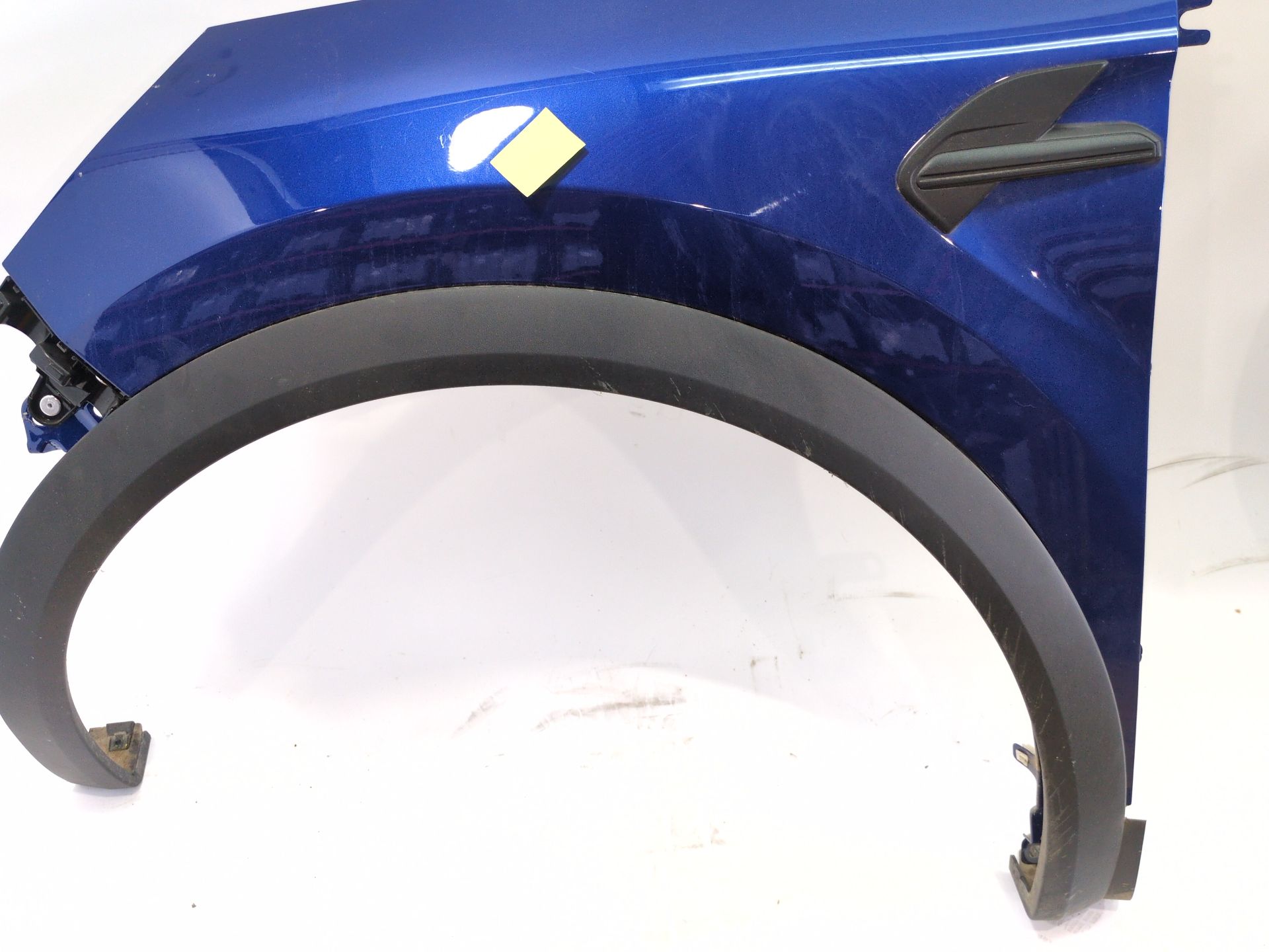aleta_delantera_izquierda_631014506r_blue_iron_tprqh_renault_captur_ii_hf_tce_90_hfm6