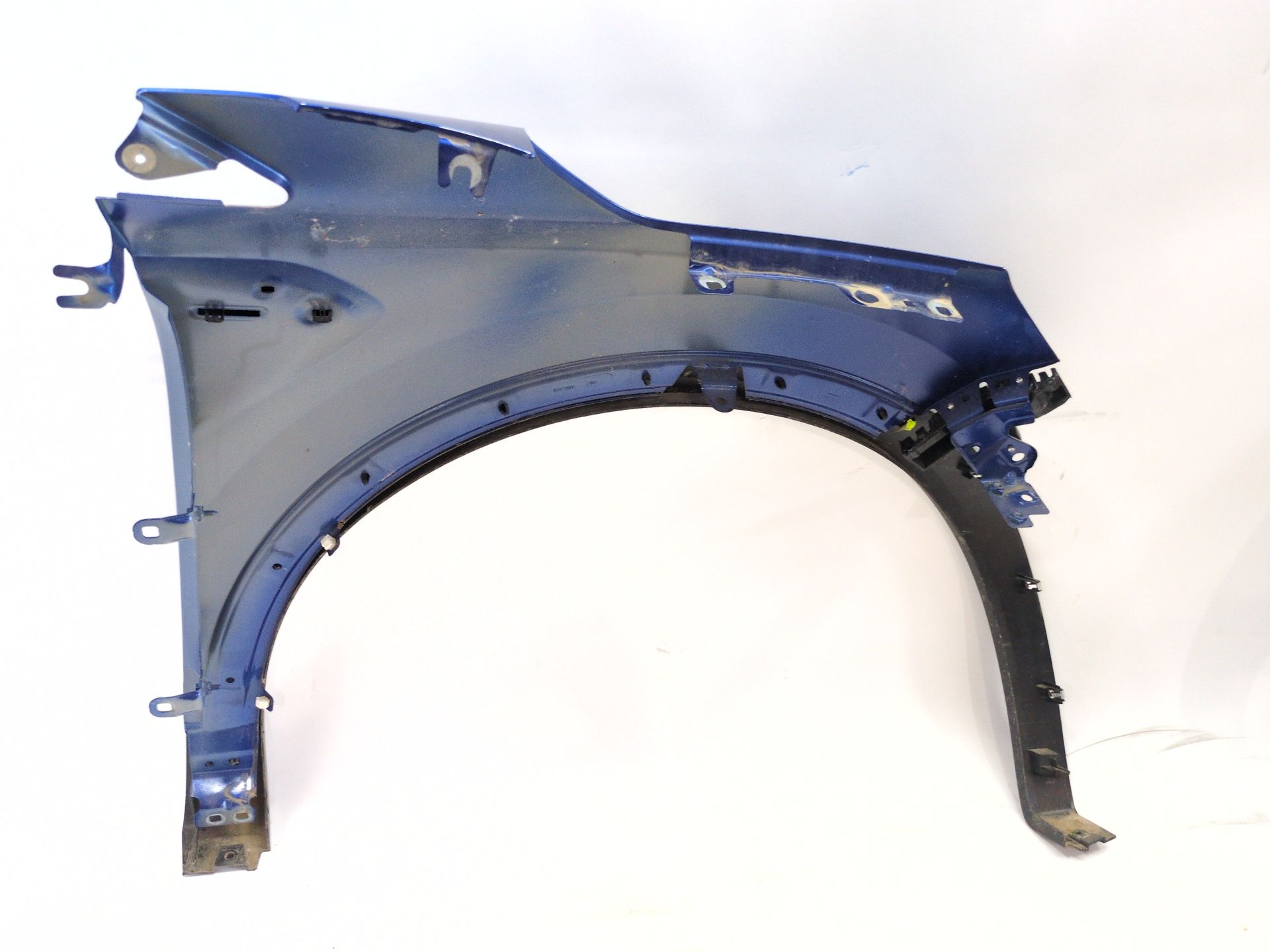 aleta_delantera_izquierda_631014506r_blue_iron_tprqh_renault_captur_ii_hf_tce_90_hfm6