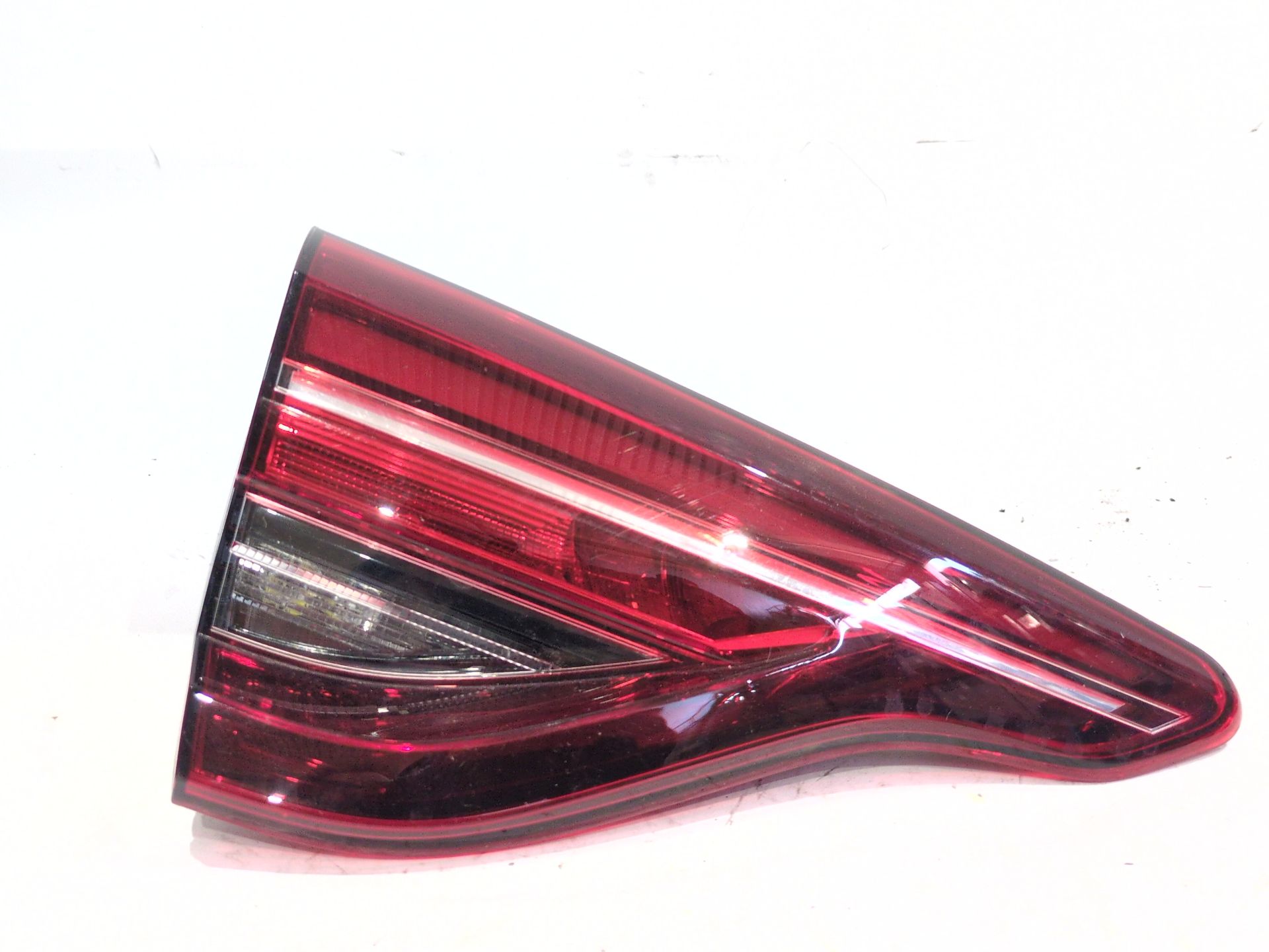 PILOTO TRASERO IZQUIERDO INTERIOR RENAULT CLIO V (B7_) 1.5 BLUE DCI 100 (B7AD) - 265557776r