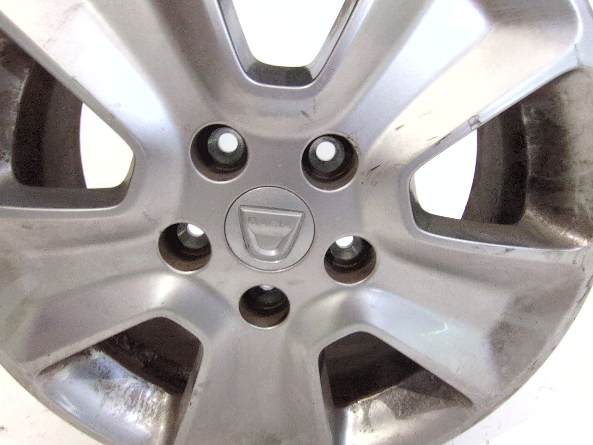 llanta_aluminio_403004803r_dacia_duster_hs_1_5_dci_hsmc