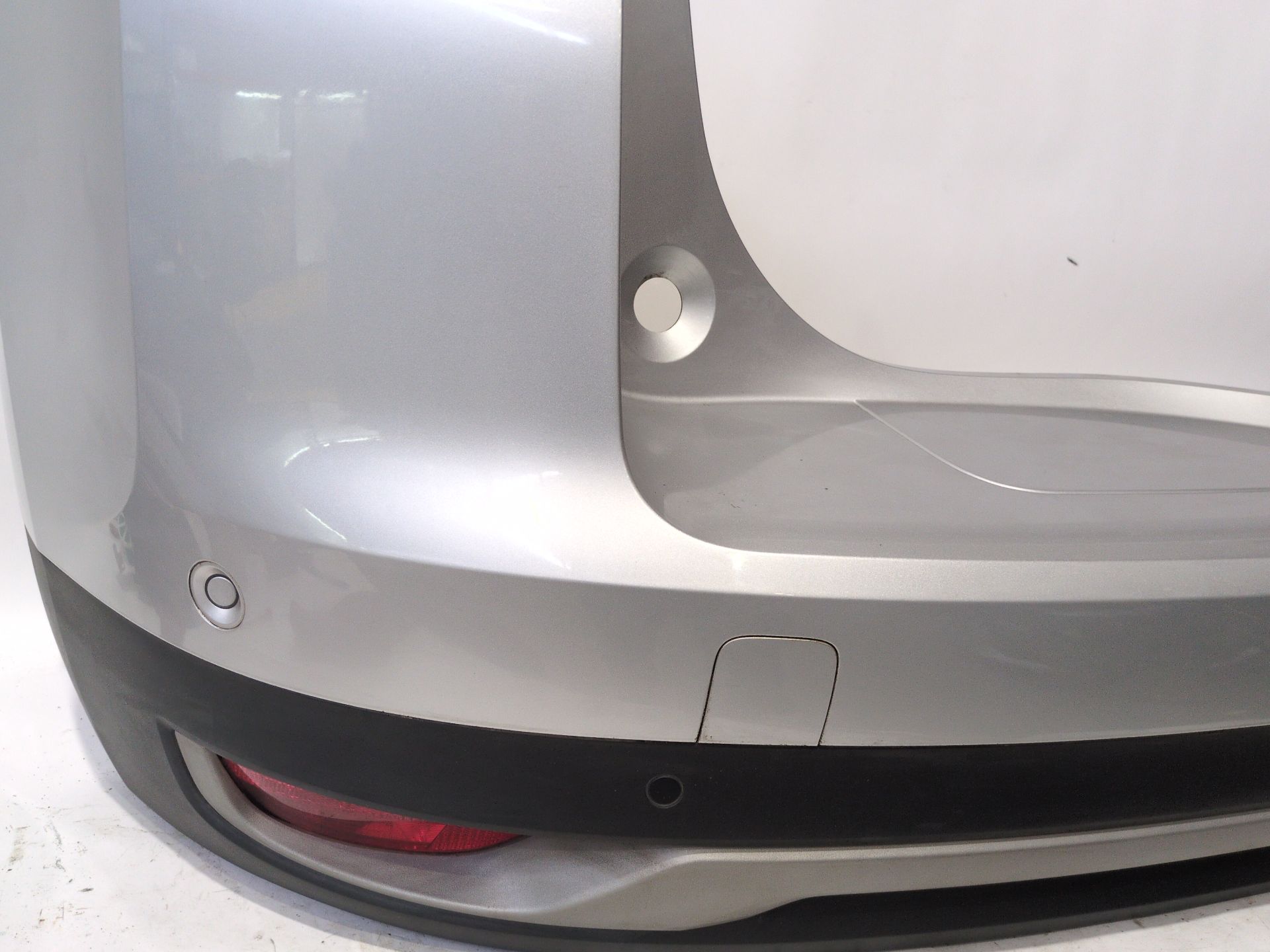 paragolpes_trasero_850221774r_gris_platine_tsd69_renault_grand_scenic_iv_r9_1_3_tce_140