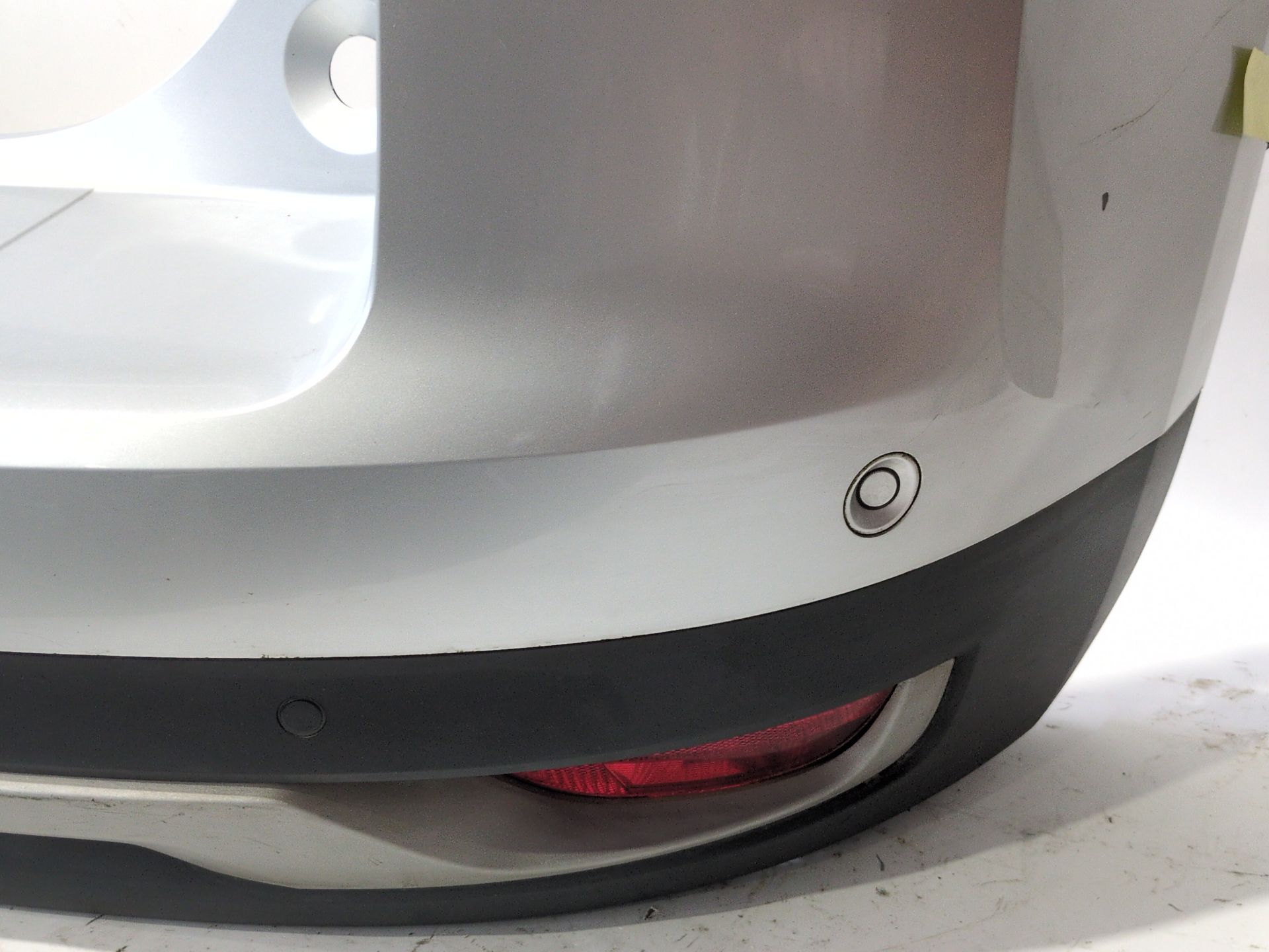 paragolpes_trasero_850221774r_gris_platine_tsd69_renault_grand_scenic_iv_r9_1_3_tce_140