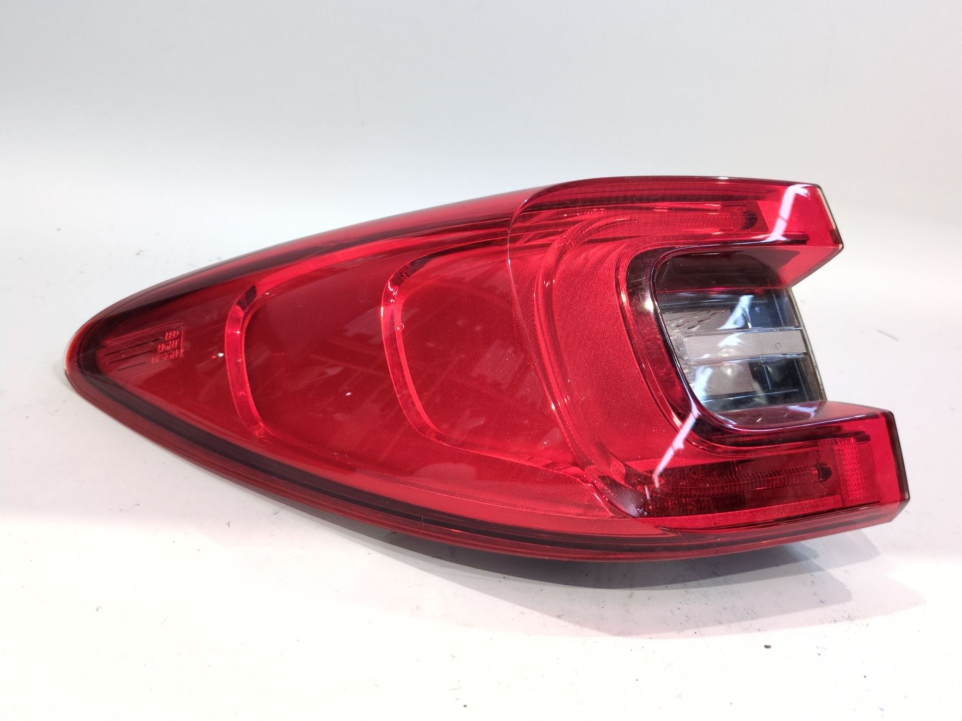 PILOTO TRASERO IZQUIERDO EXTERIOR RENAULT KADJAR (HA_ HL_) 1.5 BLUE DCI 115 - 265552789r