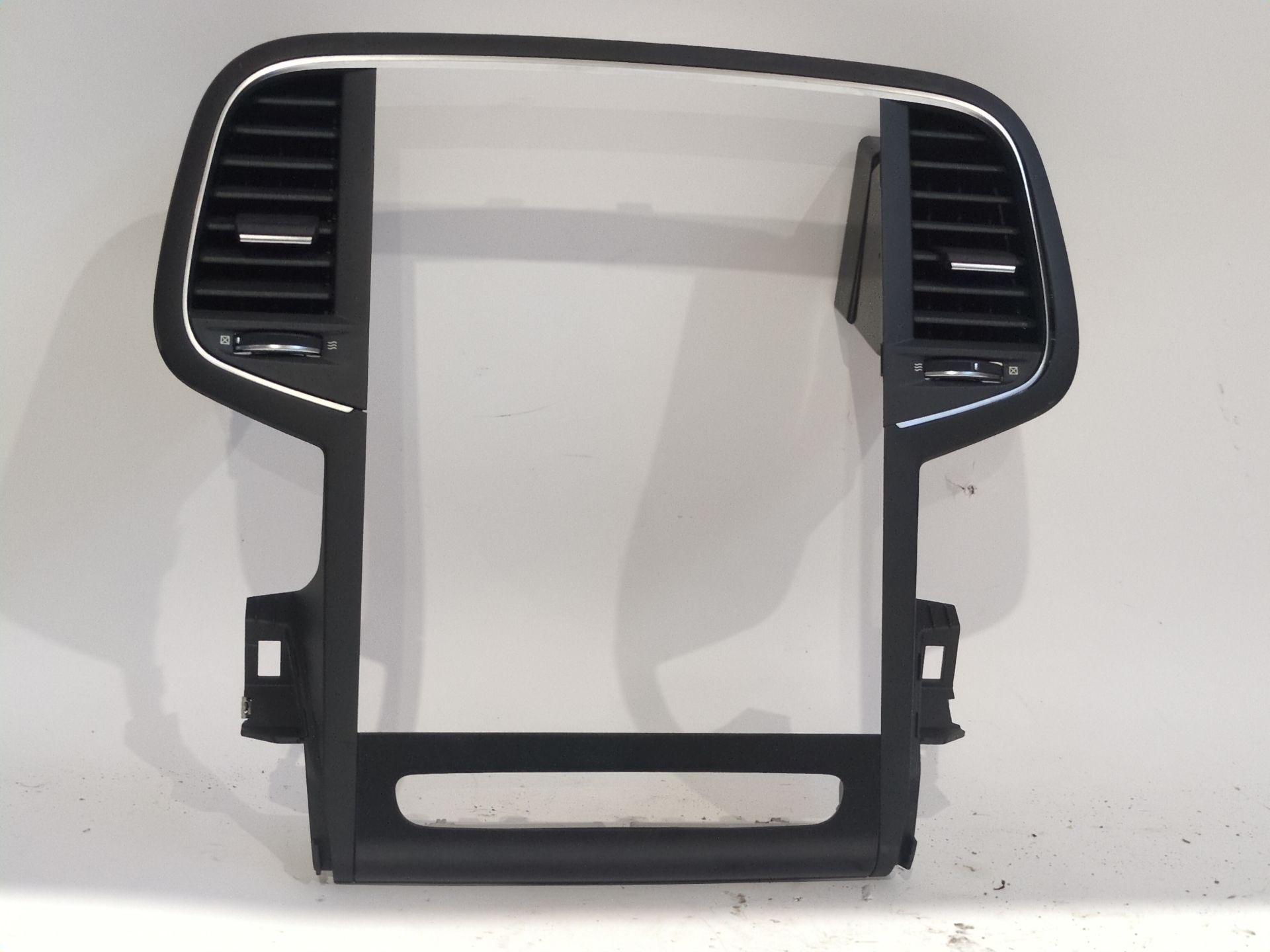 JUEGO EMBELLECEDOR REJILLAS DELANTERAS RENAULT MEGANE IV HATCHBACK (B9A/M/N_) 1.5 BLUE DCI 115 (B9A6) - 95301149