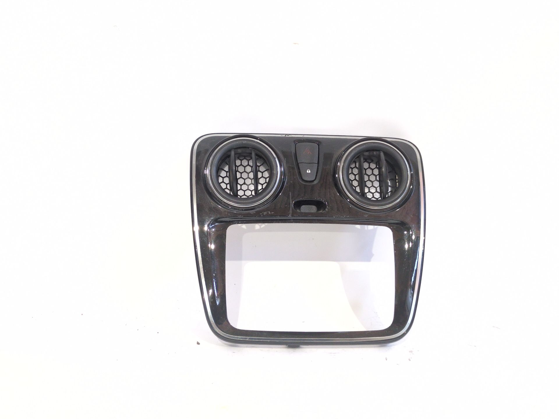 JUEGO EMBELLECEDOR REJILLAS DELANTERAS DACIA LODGY (JS_) 1.3 TCE 130 (JSNE) - 682607382R