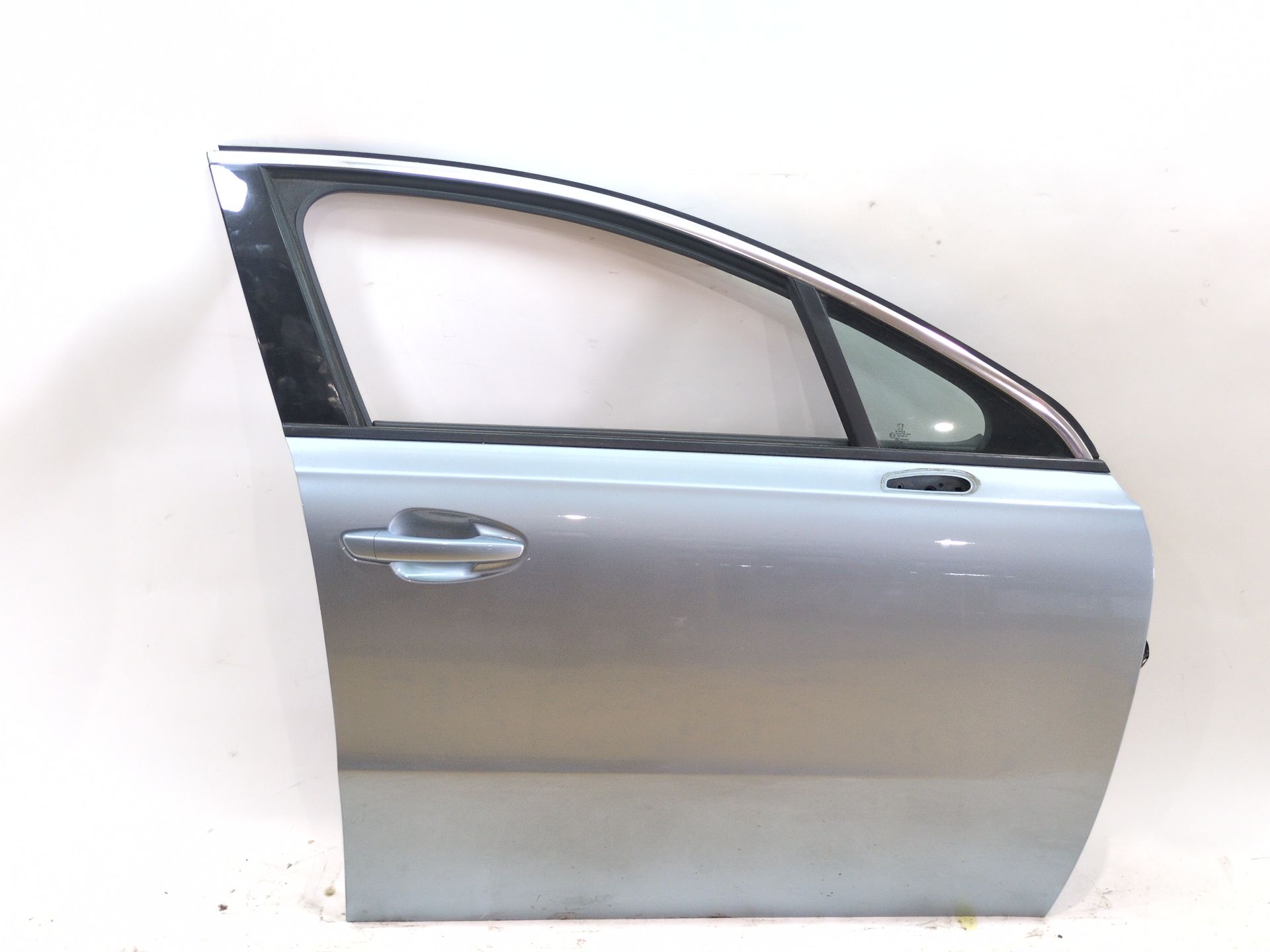 PUERTA DELANTERA DERECHA PEUGEOT 508 I (8D_) 2.0 HDI - 9677683980