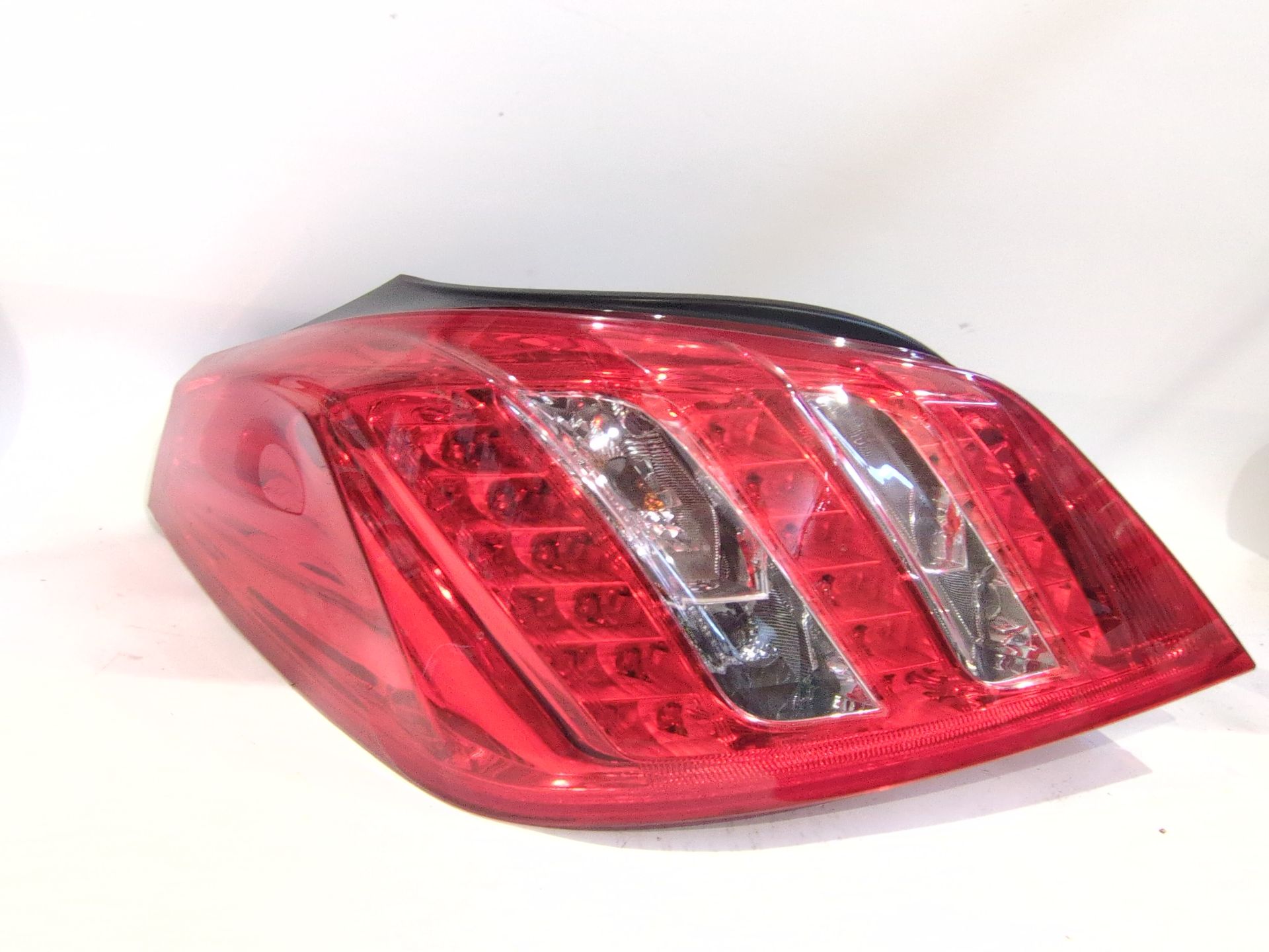 PILOTO TRASERO IZQUIERDO PEUGEOT 508 I (8D_) 2.0 HDI - 9686293780