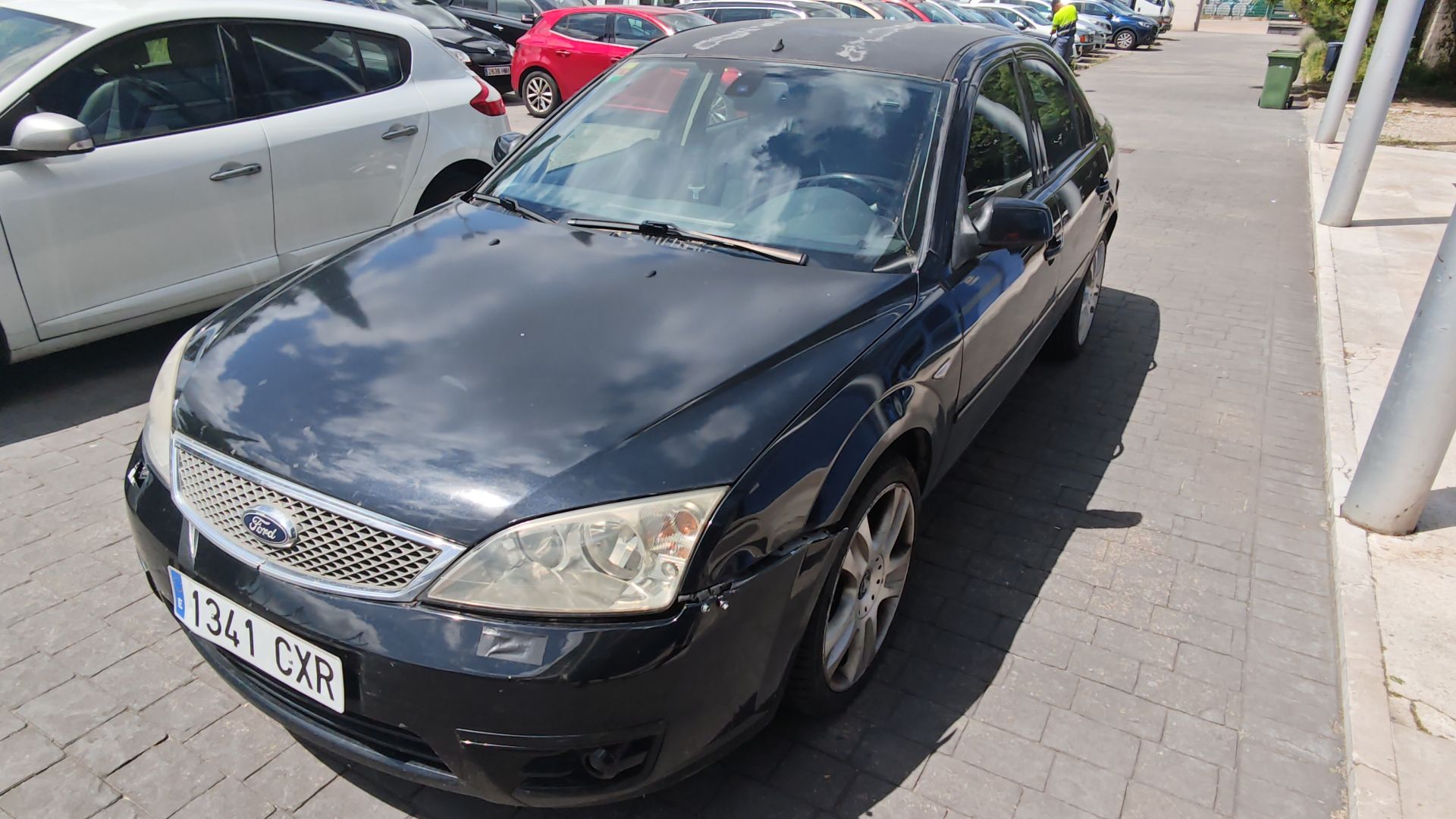 FORD MONDEO III SEDÁN (B4Y)