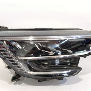 faro_derecho_260105675r_led_pure_vision_renault_megane_iv_hatchback_b9a_m_n_1_5_blue_dci_115_b9a6