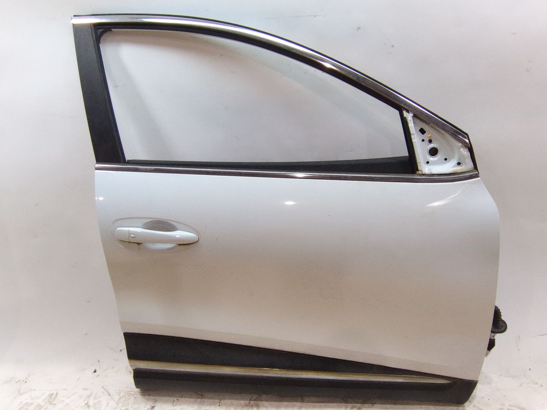 PUERTA DELANTERA DERECHA RENAULT KADJAR (HA_ HL_) 1.5 BLUE DCI 115