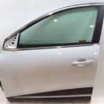 puerta_delantera_izquierda_801016831r_ice_white_bc_ov369_renault_kadjar_ha_hl_1_5_blue_dci_115