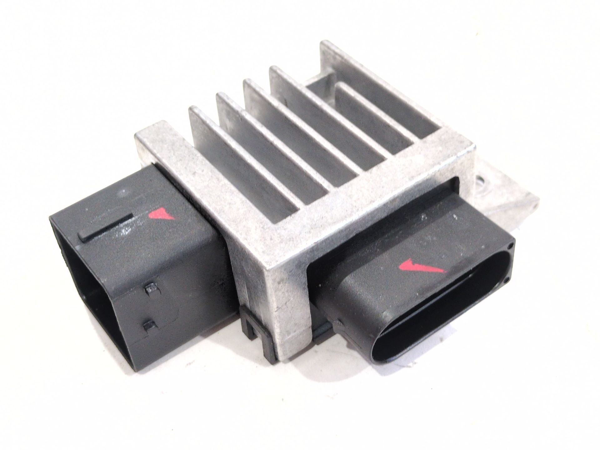 CAJA PRECALENTAMIENTO RENAULT MEGANE IV HATCHBACK (B9A/M/N_) 1.5 BLUE DCI 115 (B9A6)