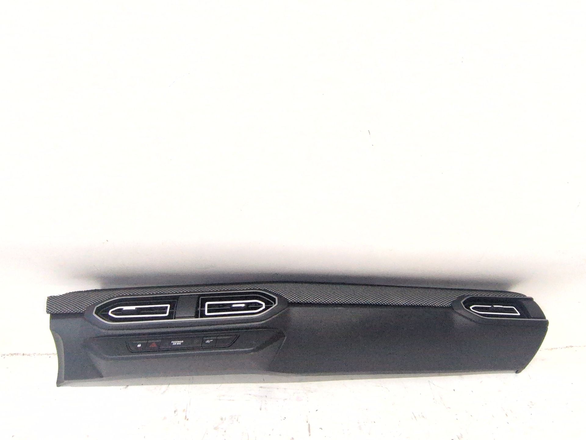 JUEGO EMBELLECEDOR REJILLAS DELANTERAS DACIA SANDERO III 1.0 TCE 100 - 683102674r