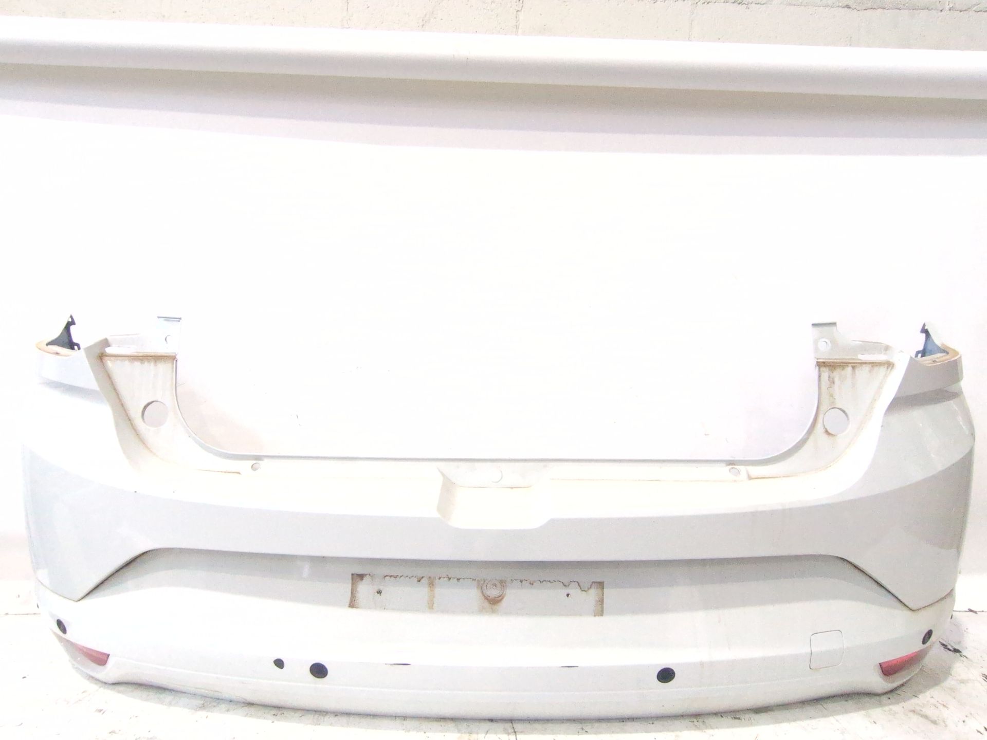 paragolpes_trasero_850109659v_ice_white_bc_ov369_dacia_sandero_iii_1_0_tce_100