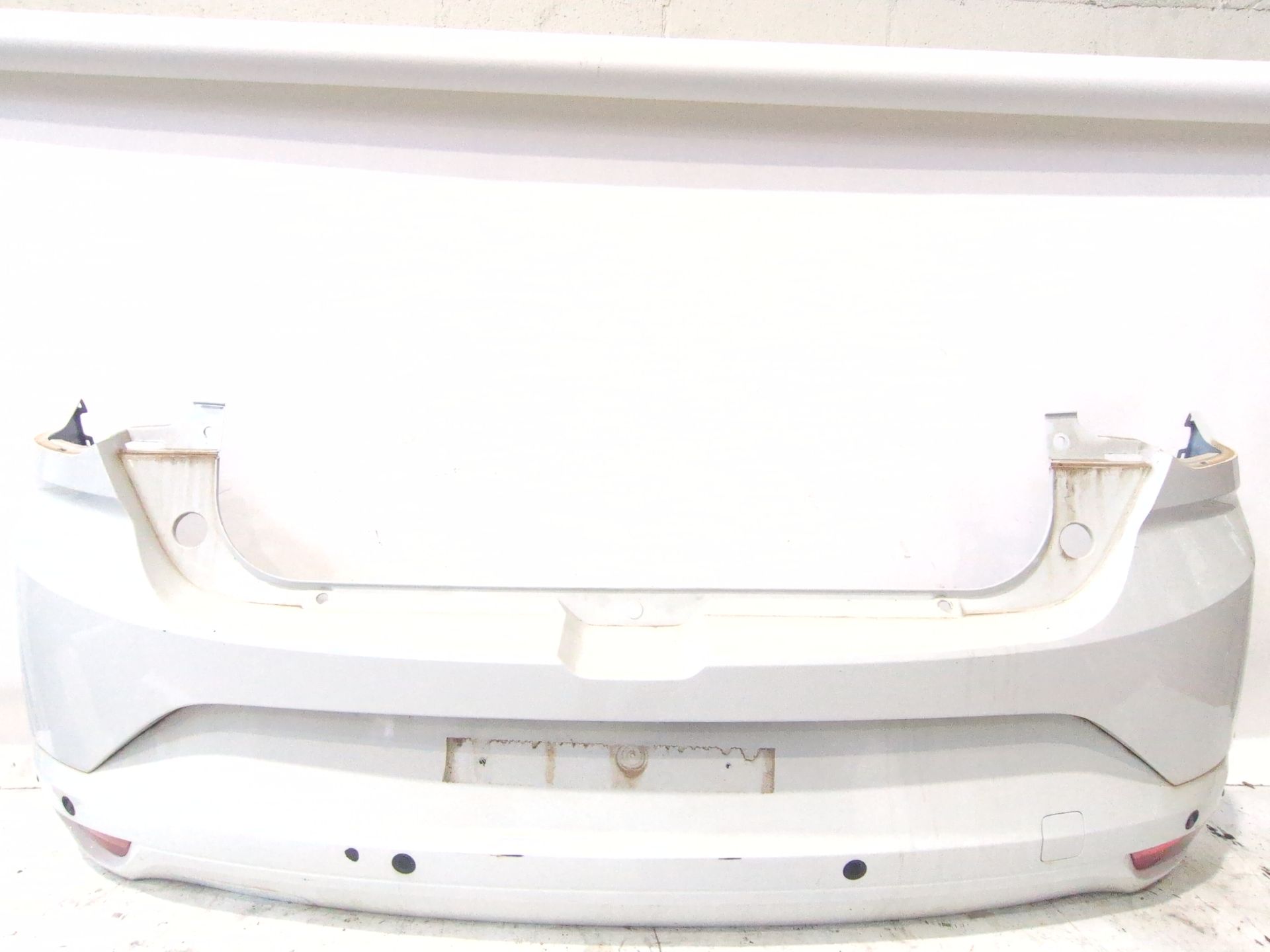 paragolpes_trasero_850109659v_ice_white_bc_ov369_dacia_sandero_iii_1_0_tce_100