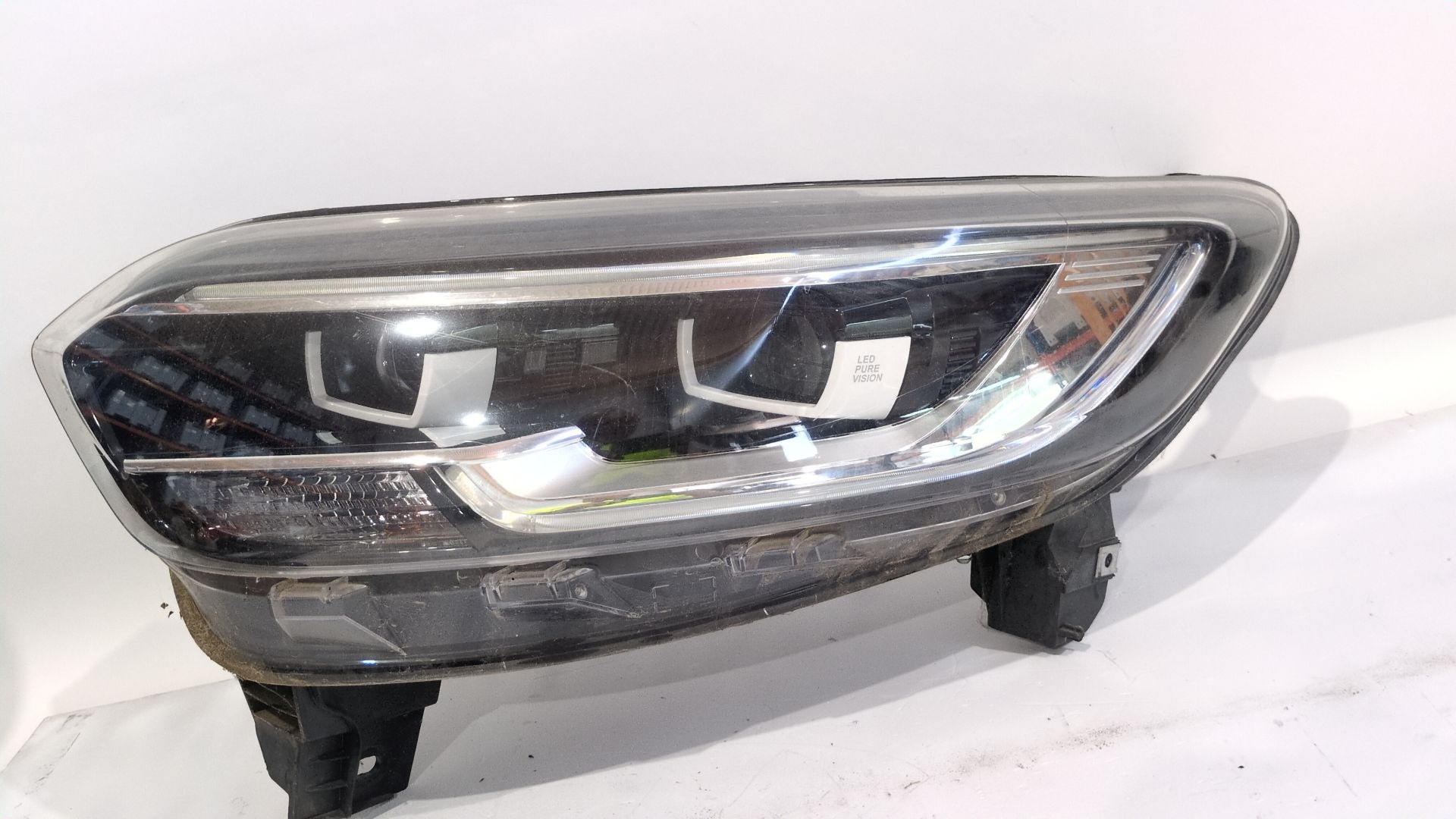 FARO IZQUIERDO RENAULT KADJAR (HA_ HL_) 1.5 DCI 110 (HLA3) - 260608114R