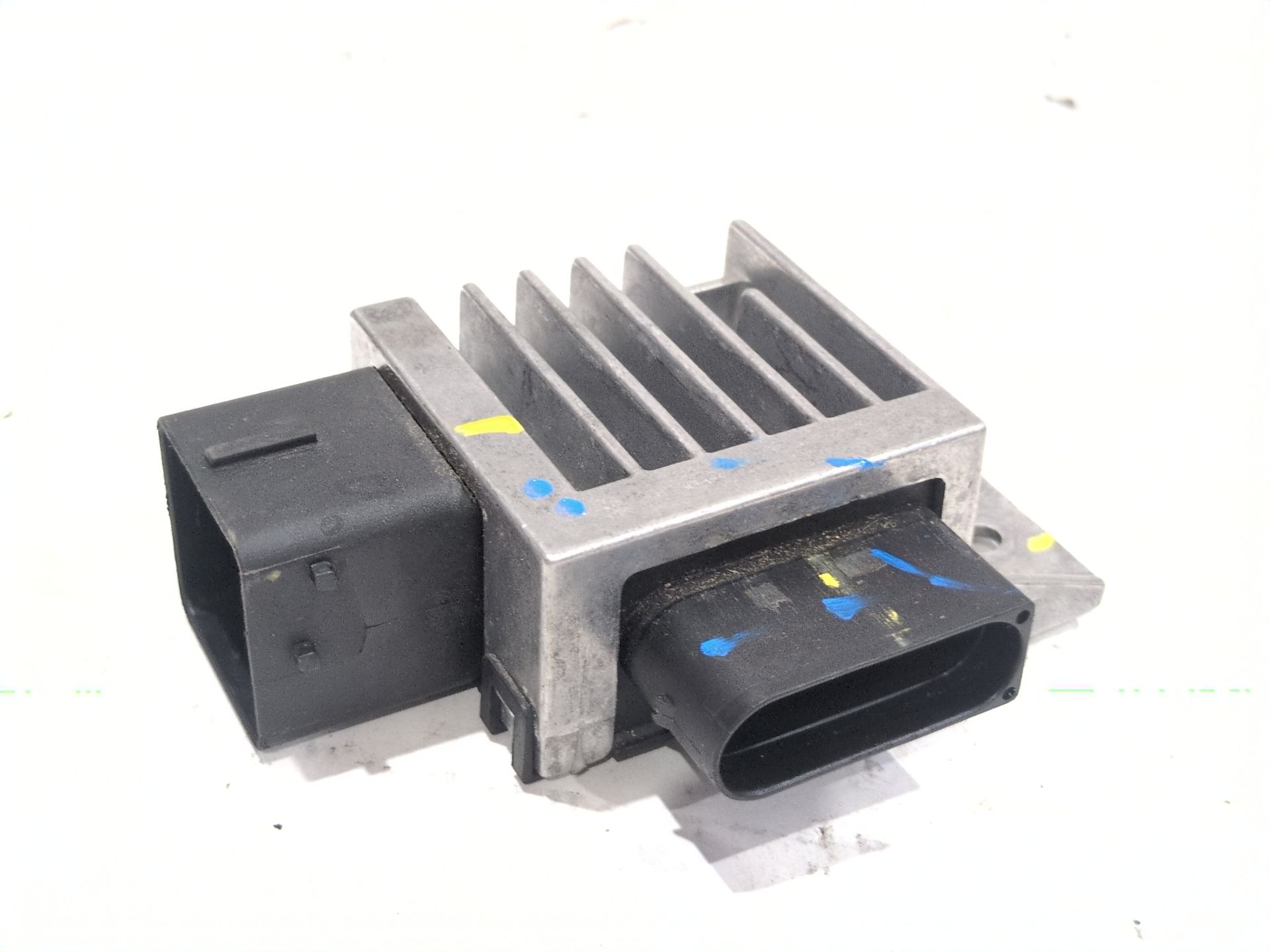 CAJA PRECALENTAMIENTO DACIA SANDERO III 1.0 TCE 100
